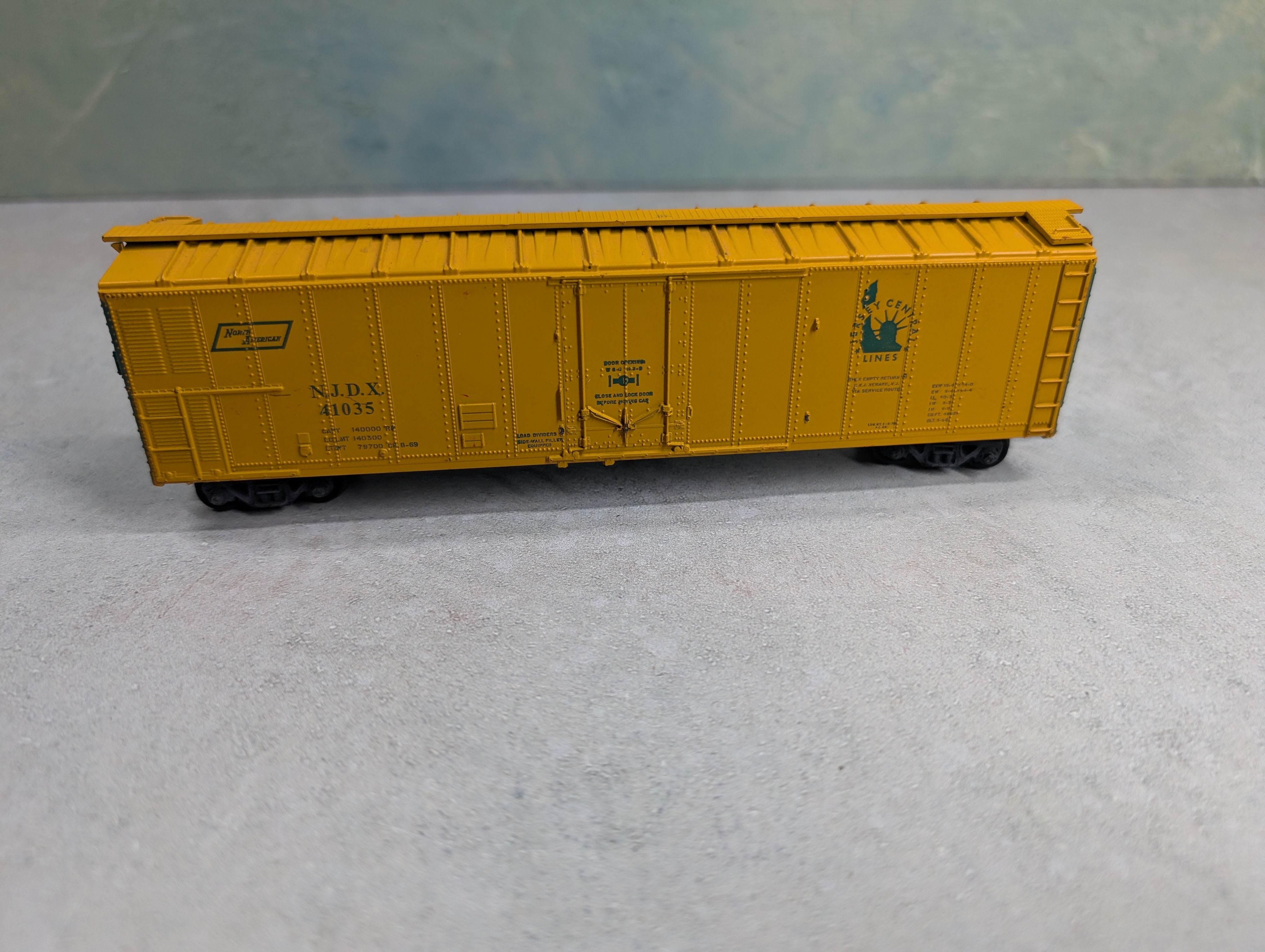 USED Athearn HO Scale 50' PD Box Car Jersey Central NJDX #41035