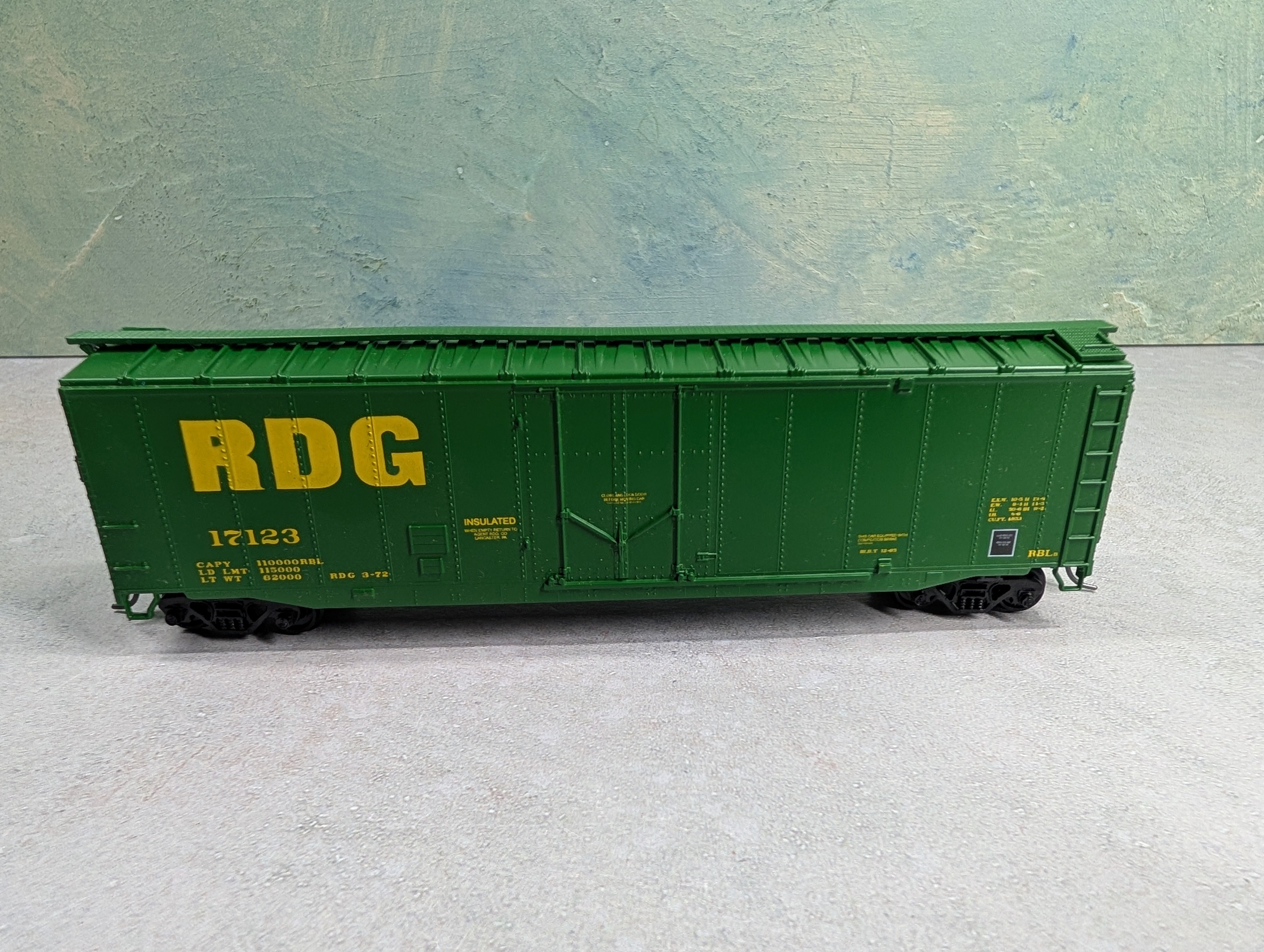 USED Athearn HO Scale 50' PD Box Car Reading RDG #17123