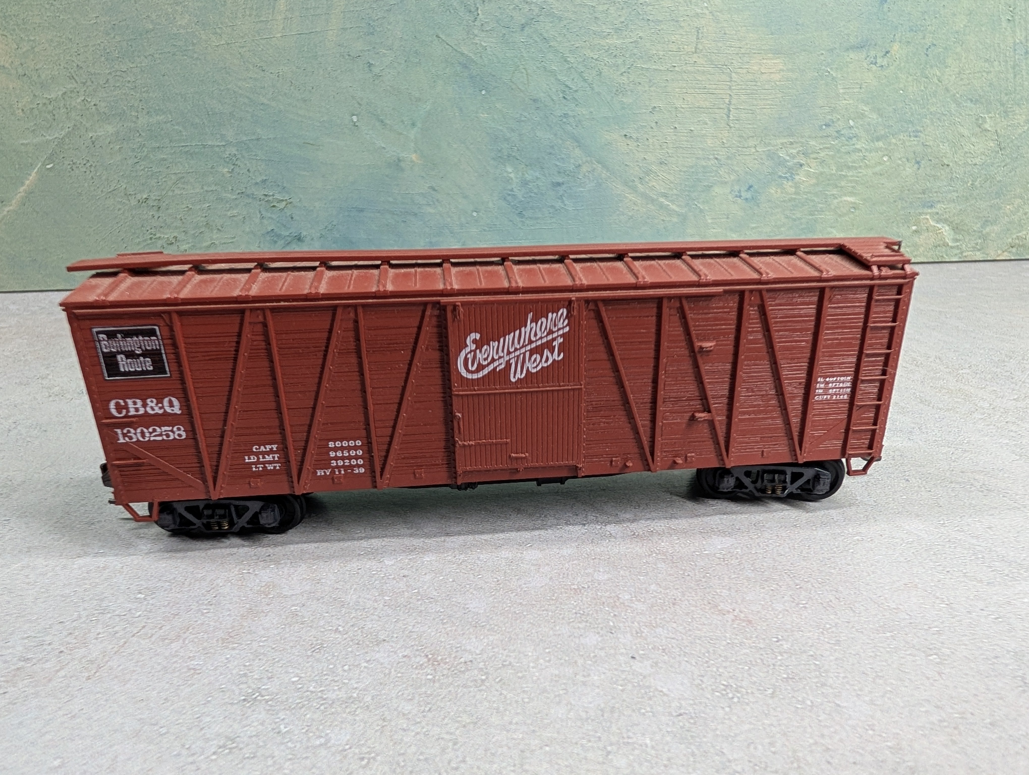USED Accurail HO Scale 40' Wooden OB Box Car Burlington CB&Q #130258