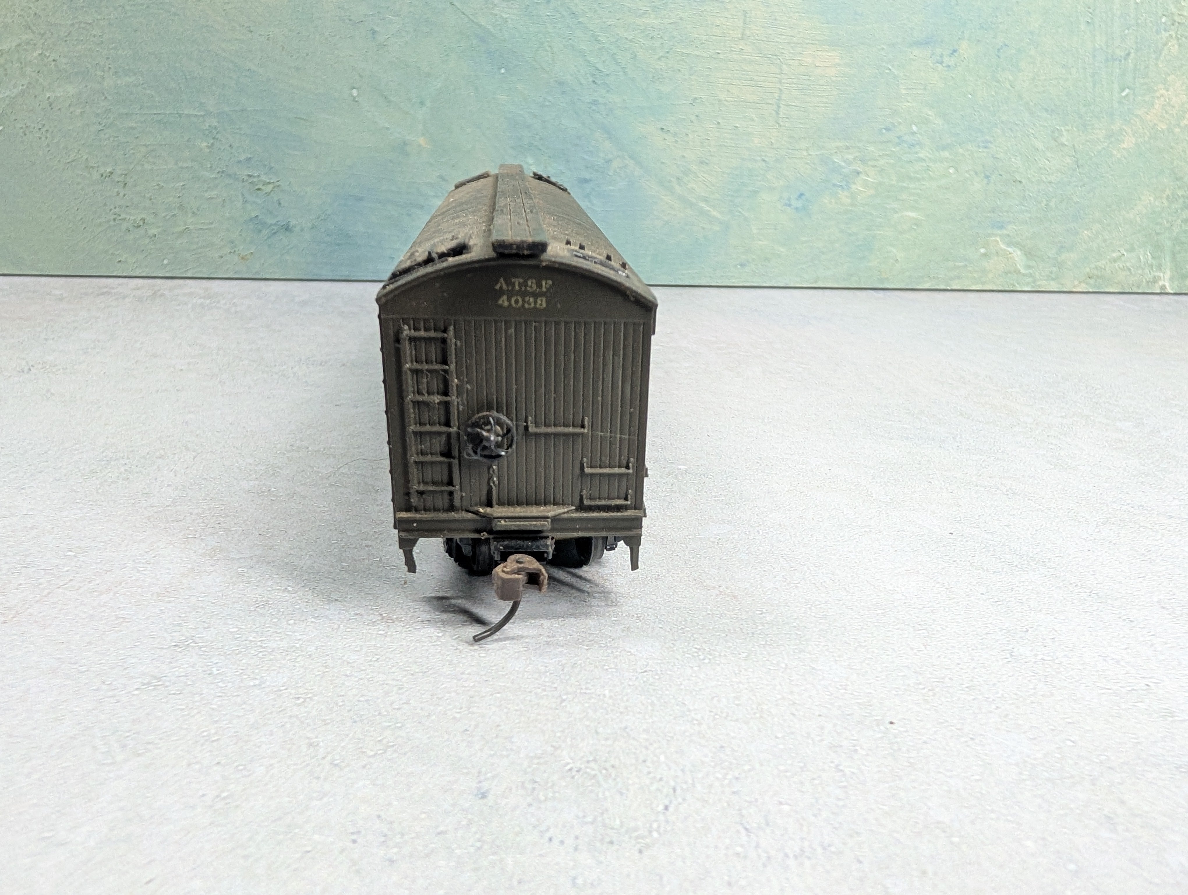 USED HO Scale 50' Wooden Refrigerator Santa Fe REA #4038