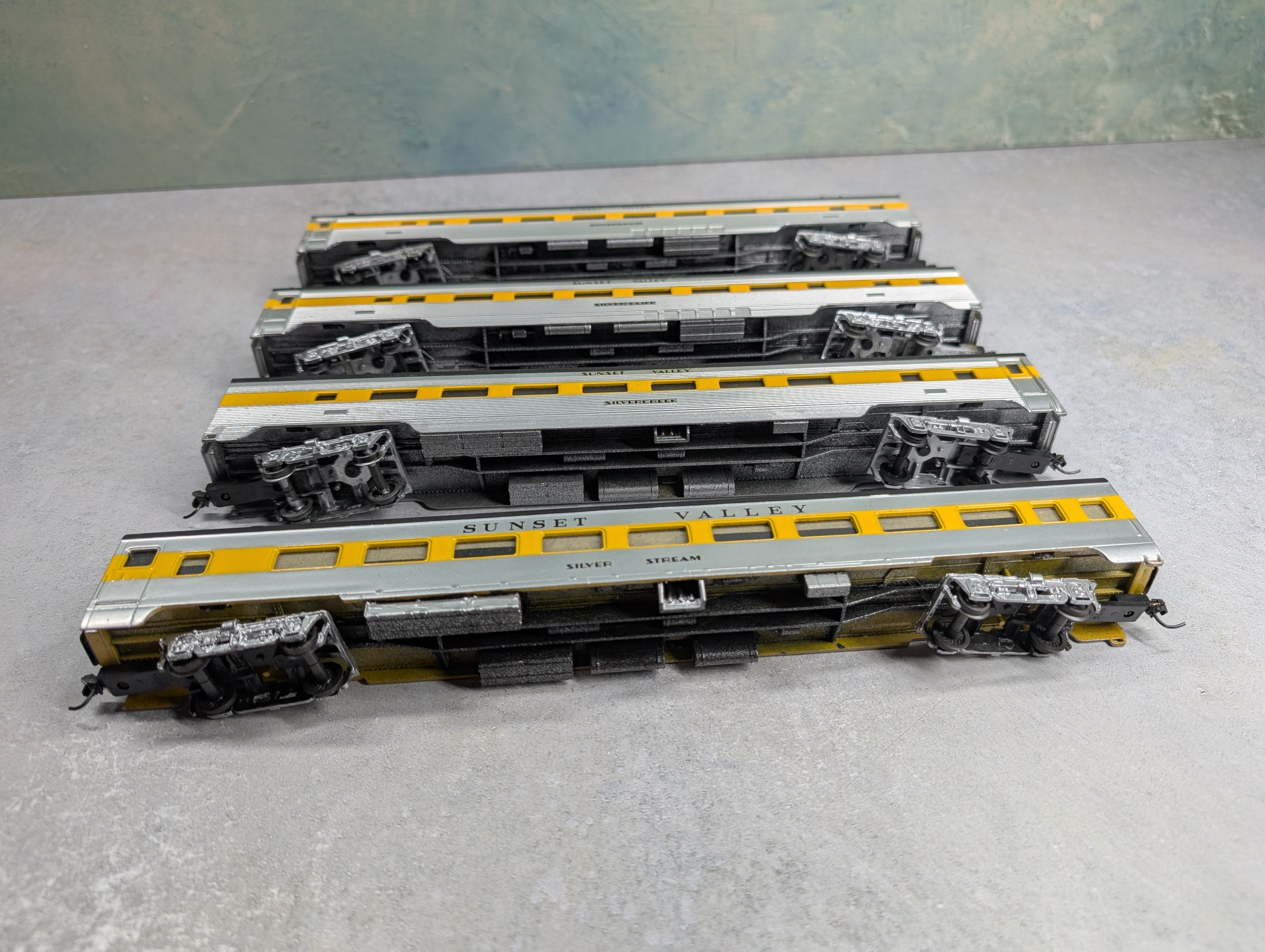 USED HO Scale Lot of Custom Coach Passenger Cars (4 pcs)