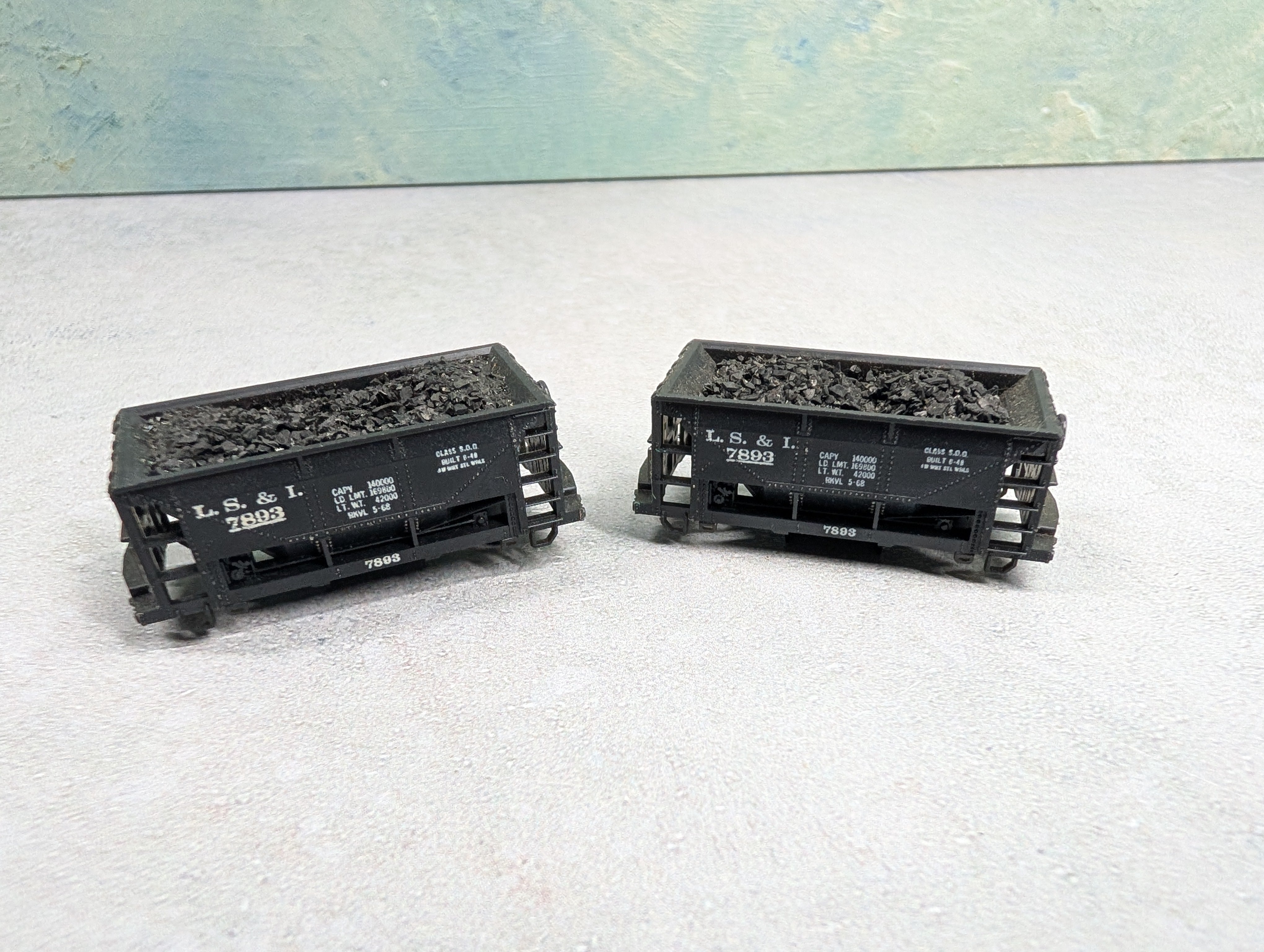 USED Atlas N Scale Ore Cars Lake Superior and Ishpeming Railroad LS&I #7893 w/ Load (2 pcs)