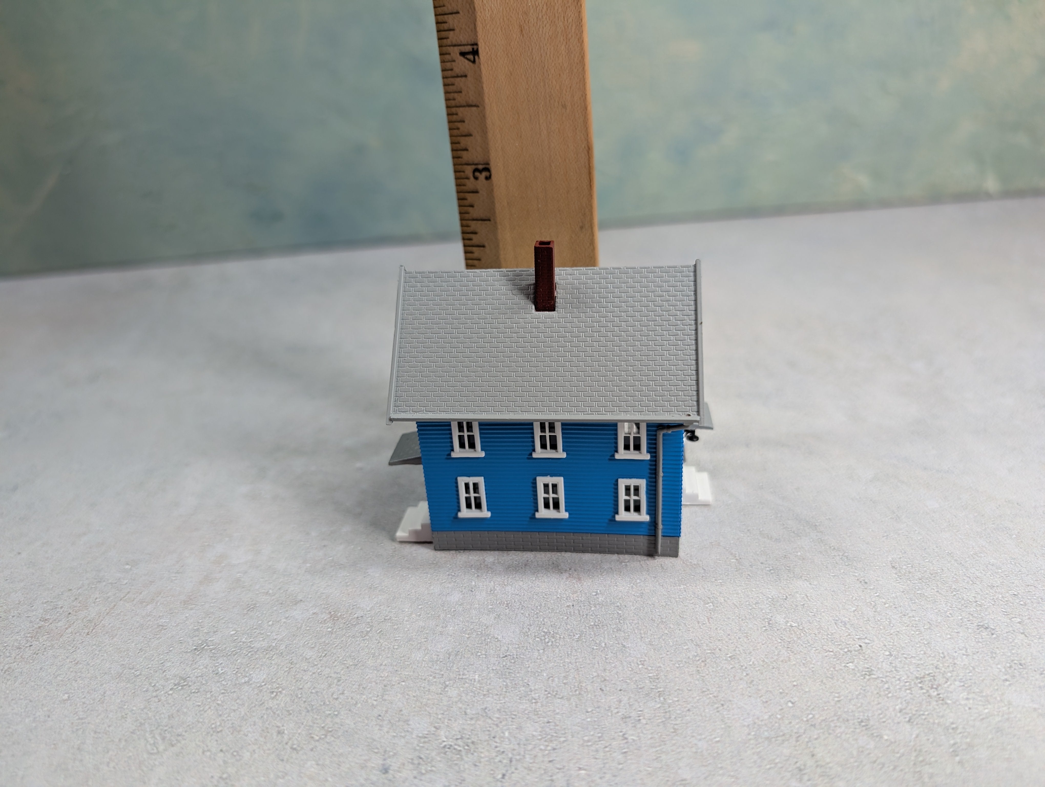 USED N Scale Lot of Blue Houses (6 pcs)