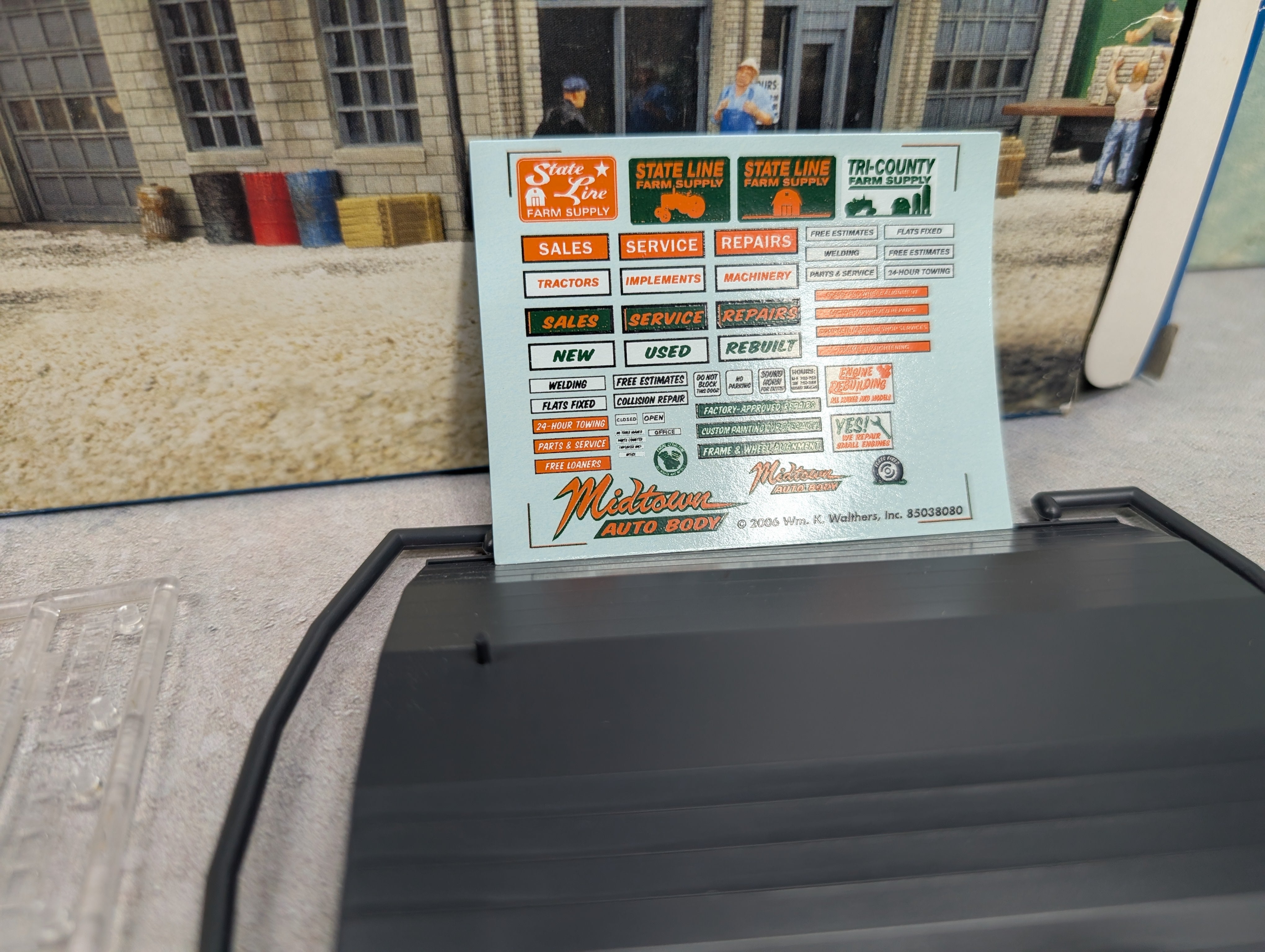 USED Walthers 933-3808 N Scale Cornerstone State Line Farm Supply Building KIT