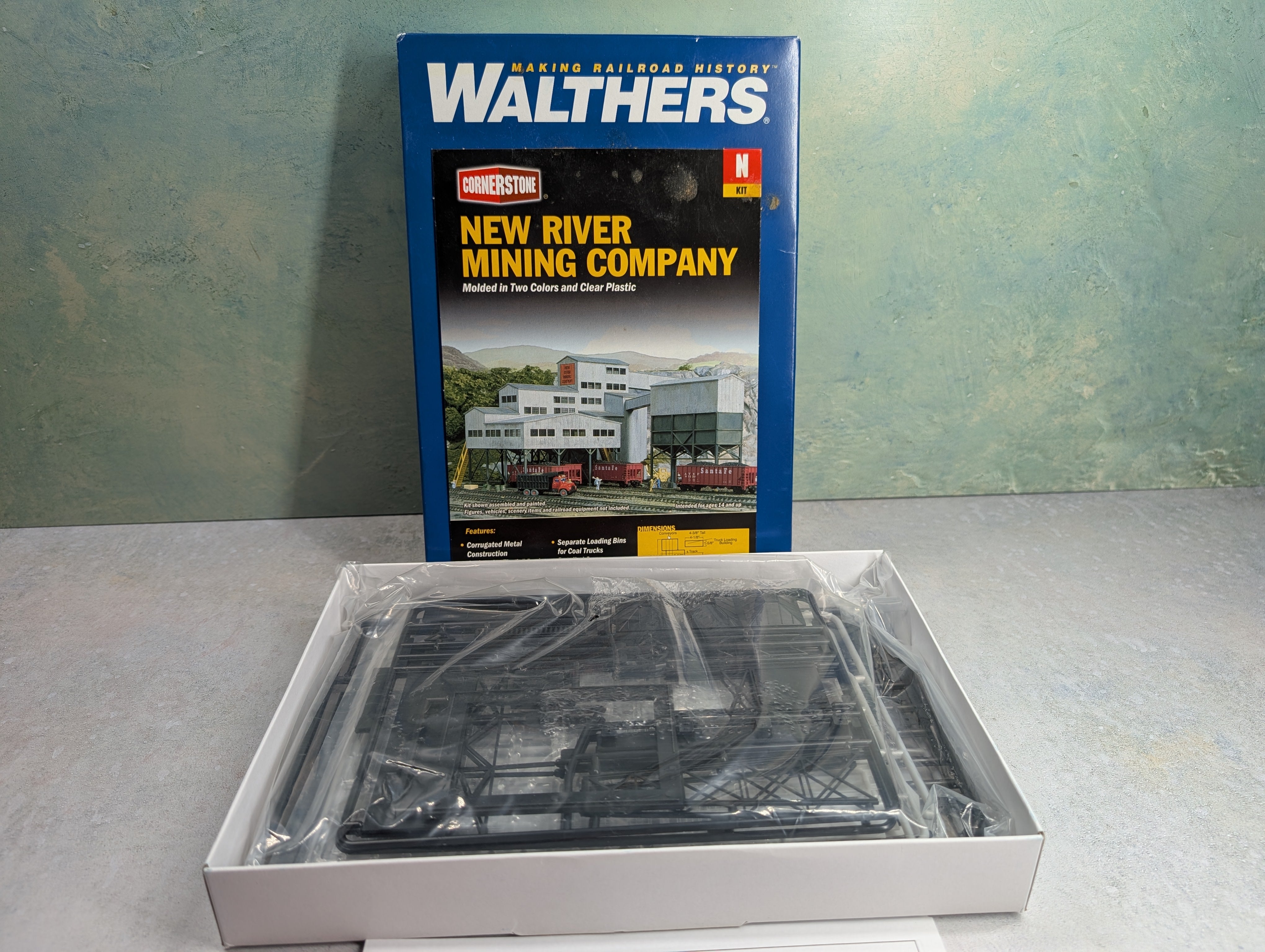 Walthers 933-3221 N Scale Cornerstone New River Mining Company Structure KIT