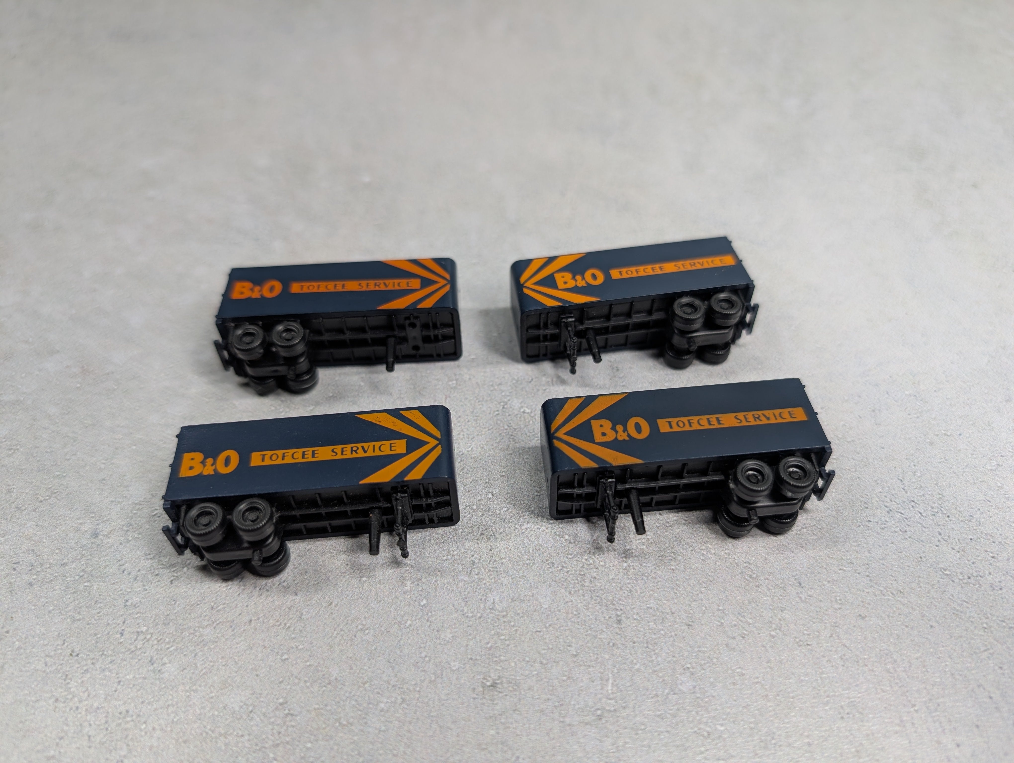 USED N Scale Lot of 24' Piggyback Trailers Baltimore and Ohio B&O #TOFCEE Service (4 pcs)
