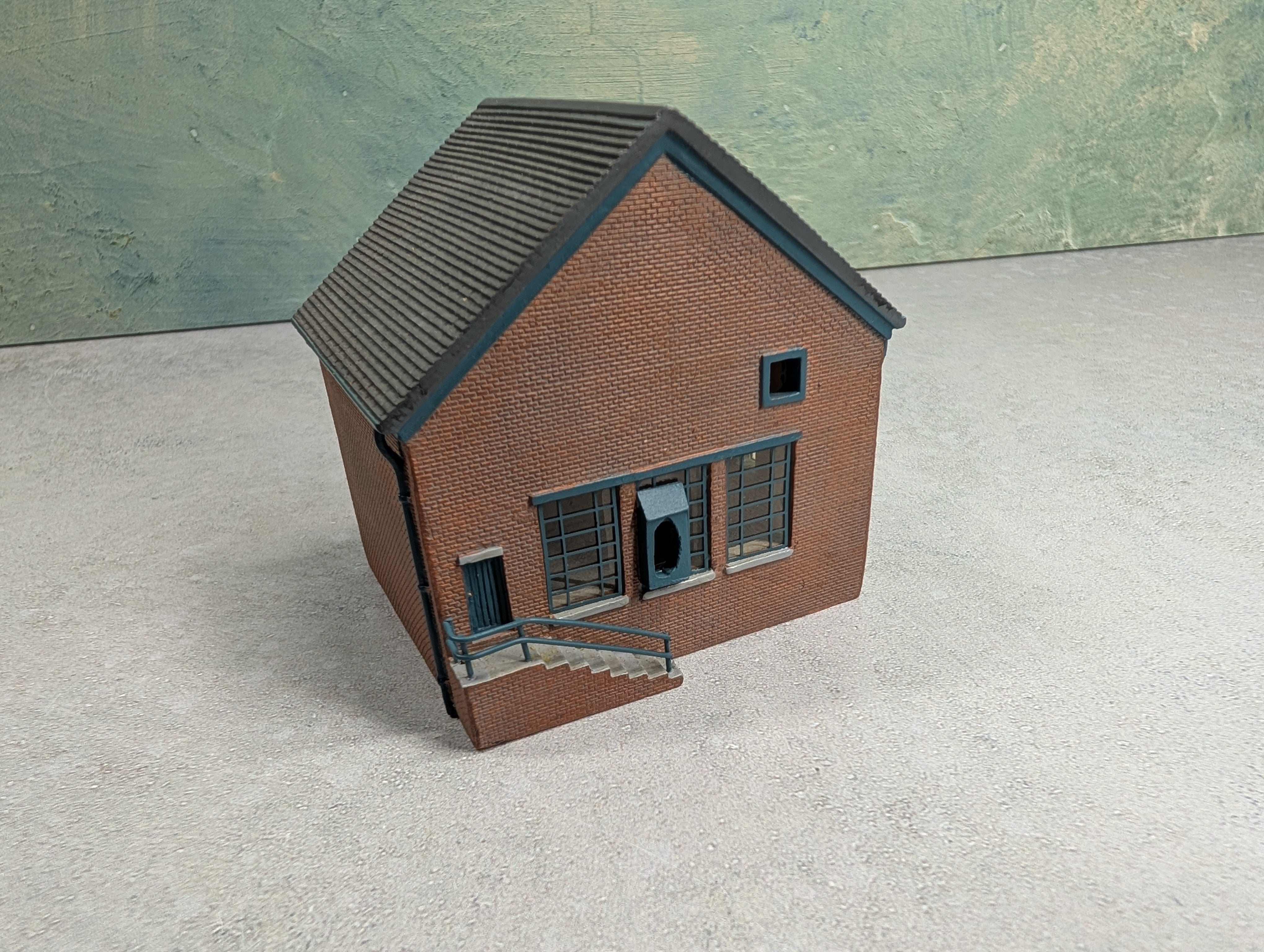 USED Bachmann 42-026 N Scale Scenecraft Hampton Heath Colliery Winding House Building