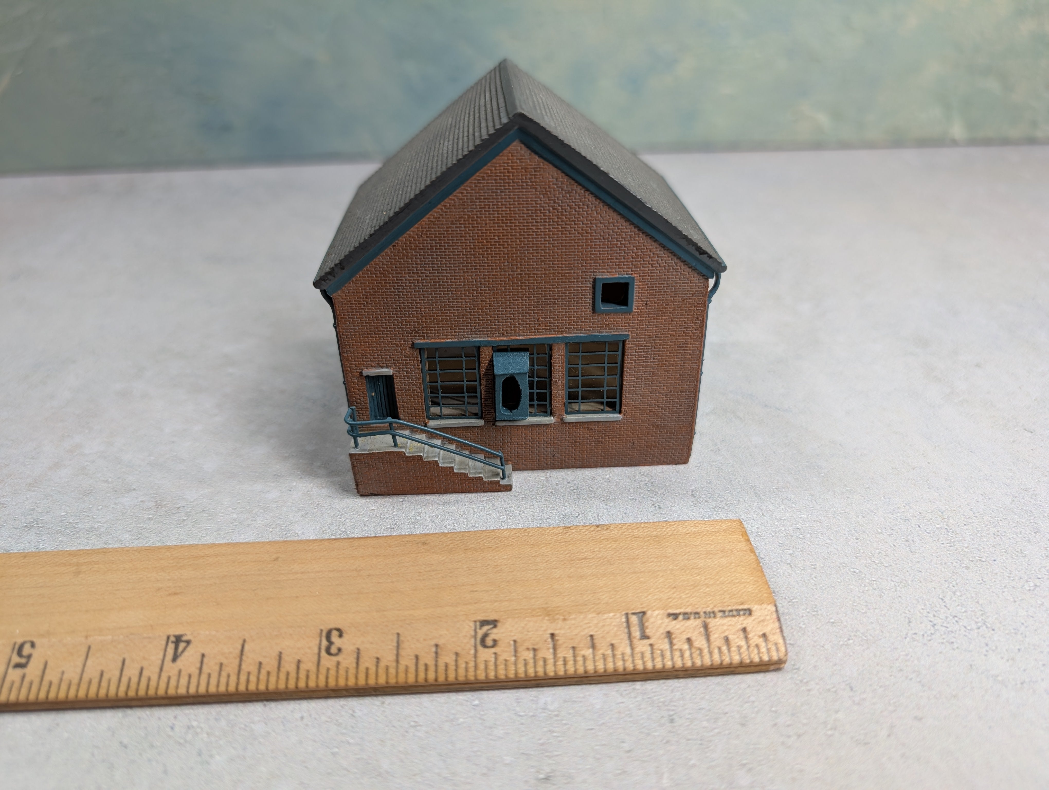 USED Bachmann 42-026 N Scale Scenecraft Hampton Heath Colliery Winding House Building