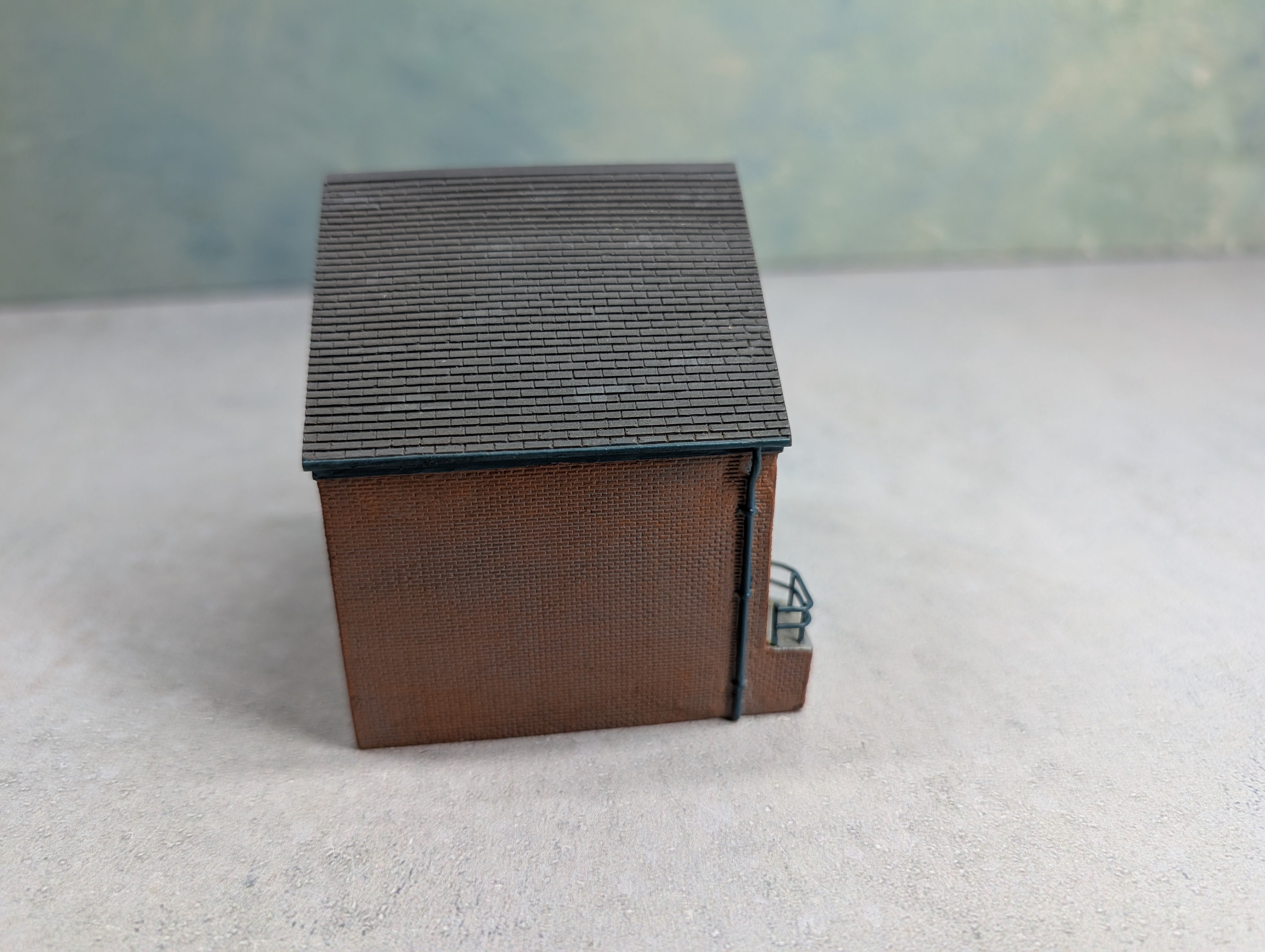 USED Bachmann 42-026 N Scale Scenecraft Hampton Heath Colliery Winding House Building