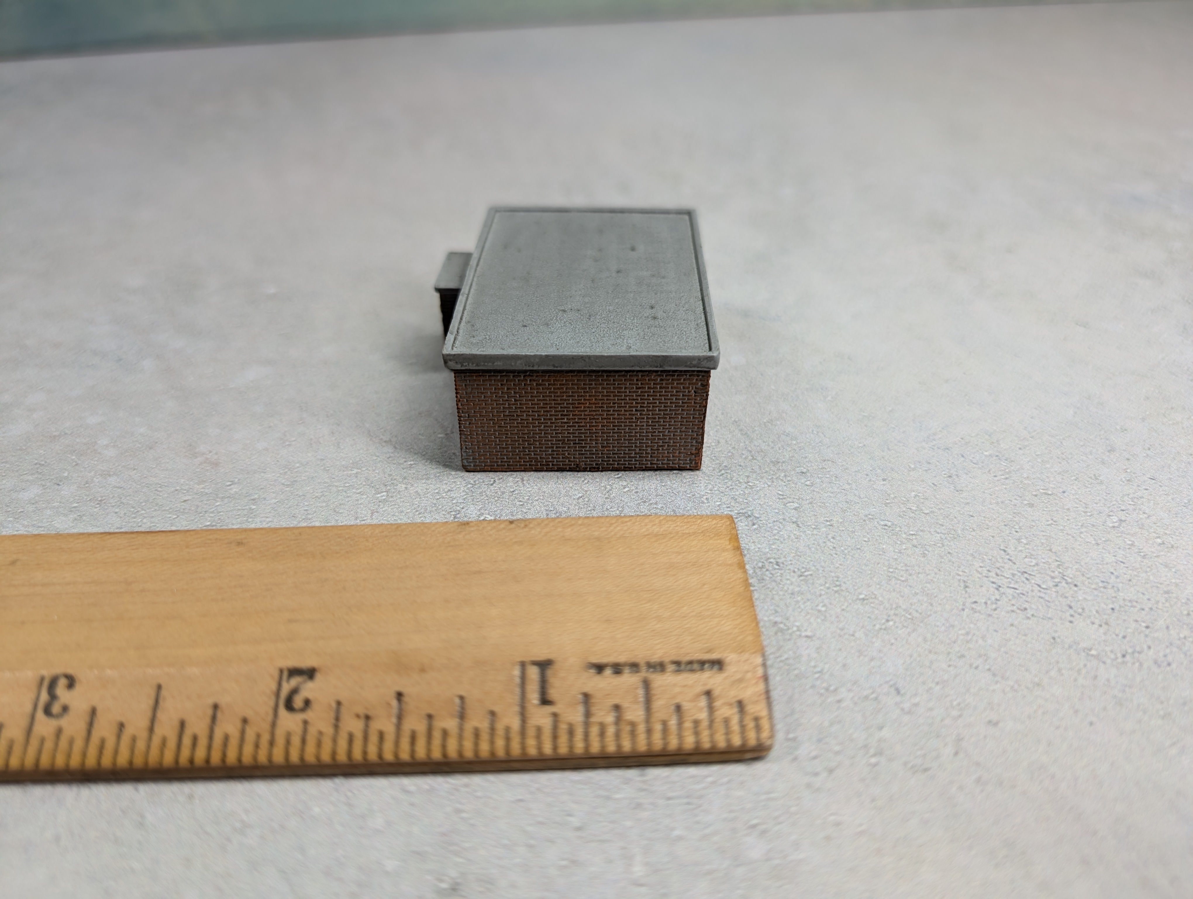 USED Bachmann 42-029 N Scale Scenecraft Hampton Heath Colliery Explosives Magazine Building