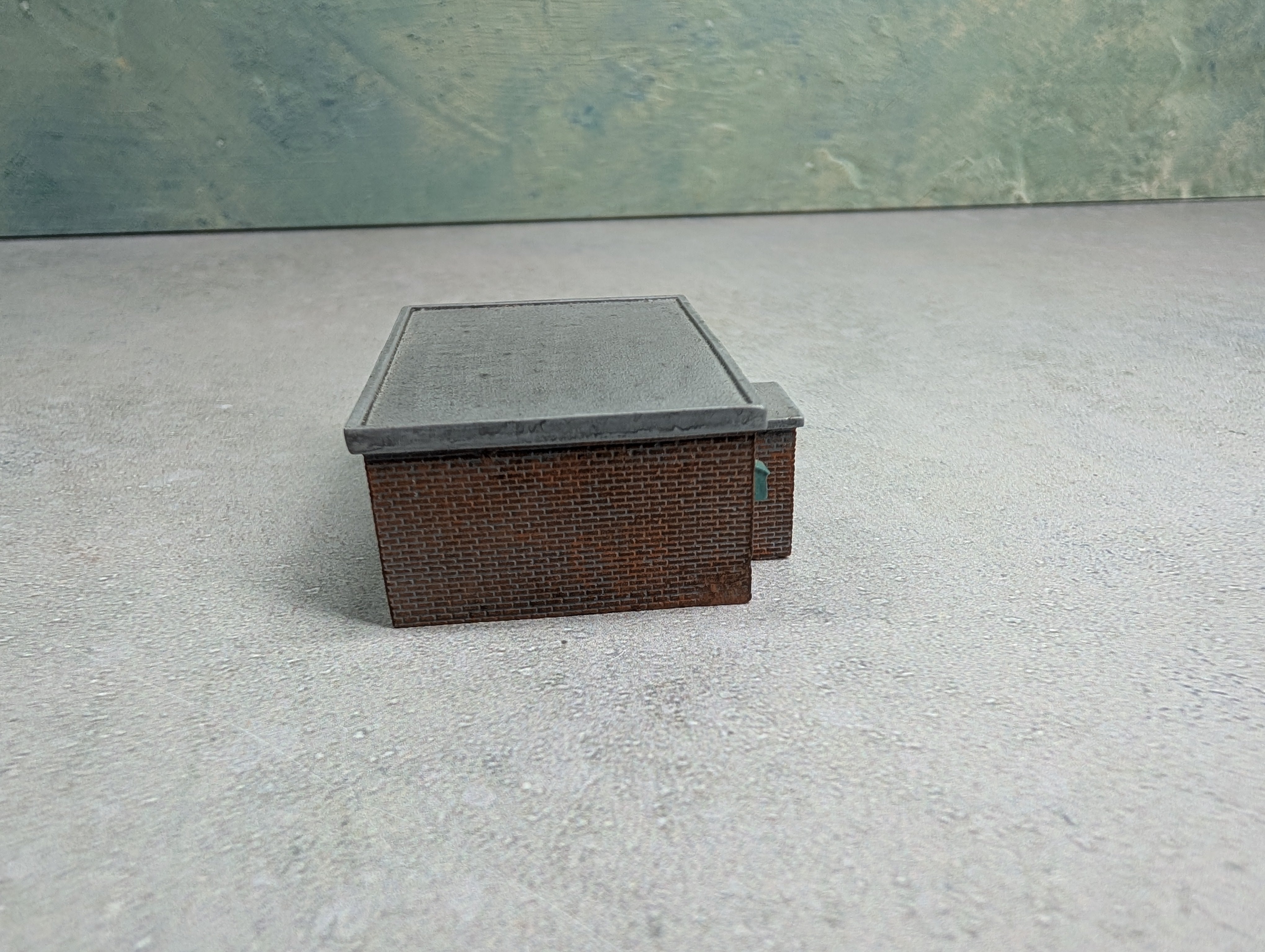 USED Bachmann 42-029 N Scale Scenecraft Hampton Heath Colliery Explosives Magazine Building