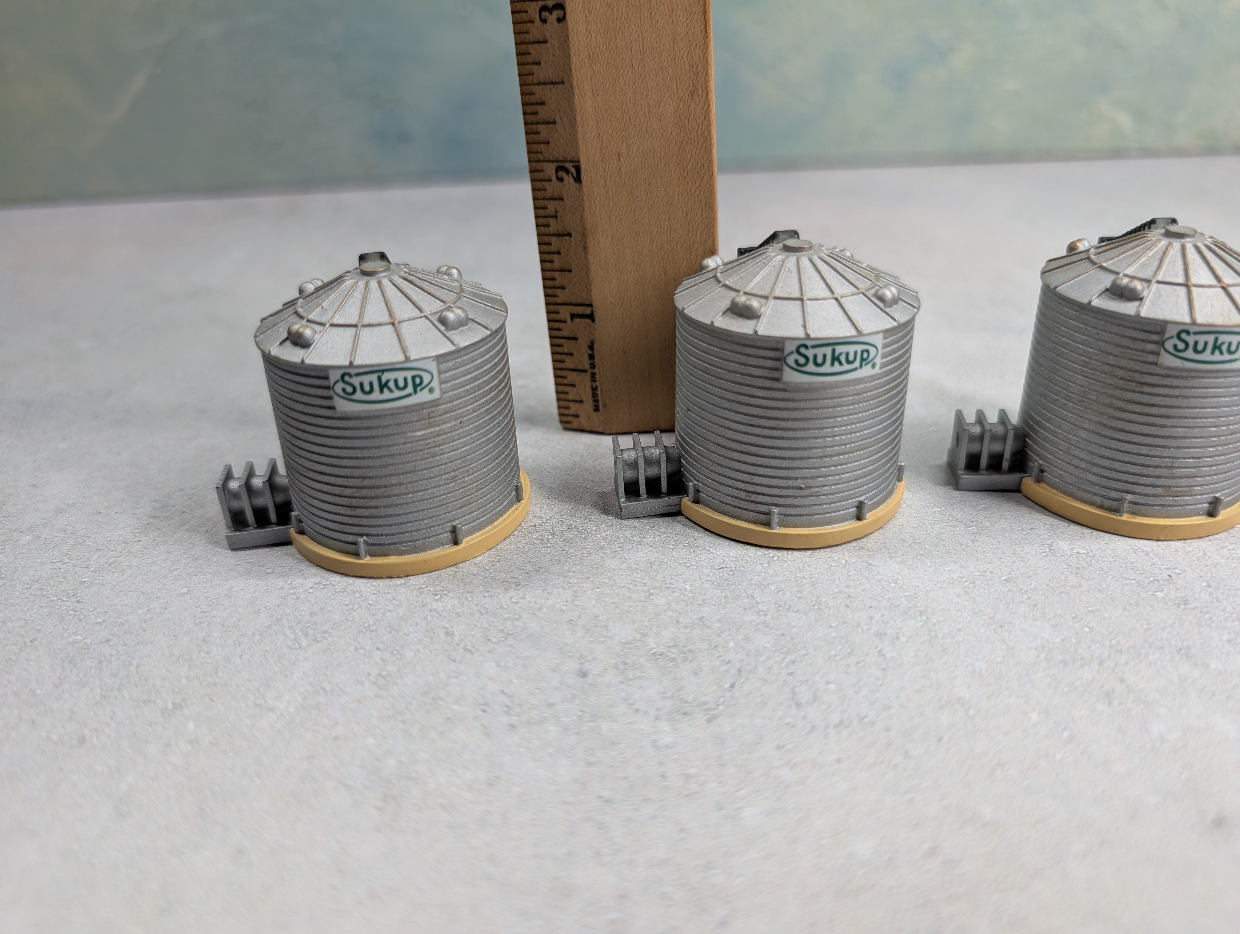 USED Imex 6346 N Scale Sukup Grain Storage Tower (3 pcs)
