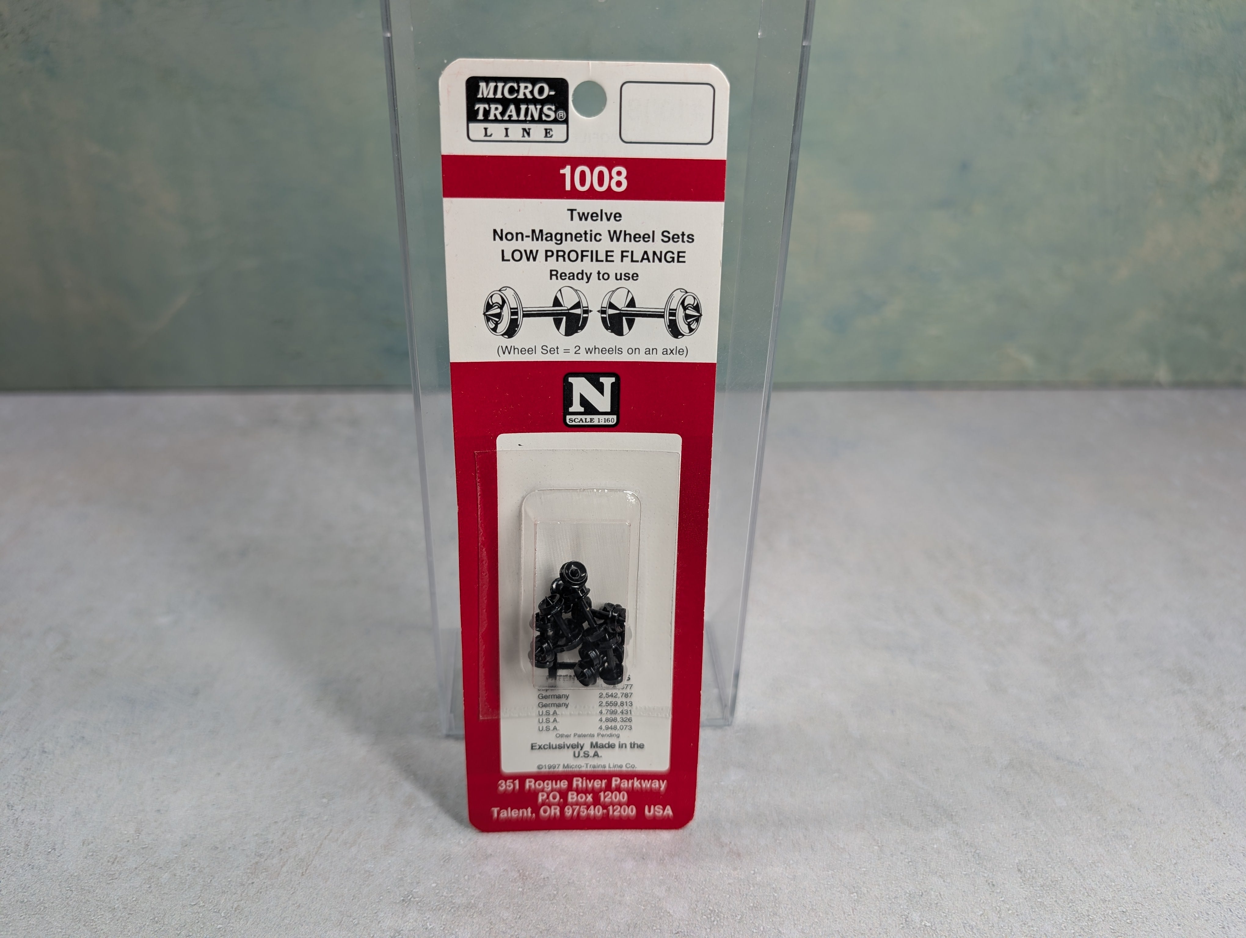 Micro-Trains 1008 N Scale 12 Non-Magnetic Wheel Sets - Low Profile Flange