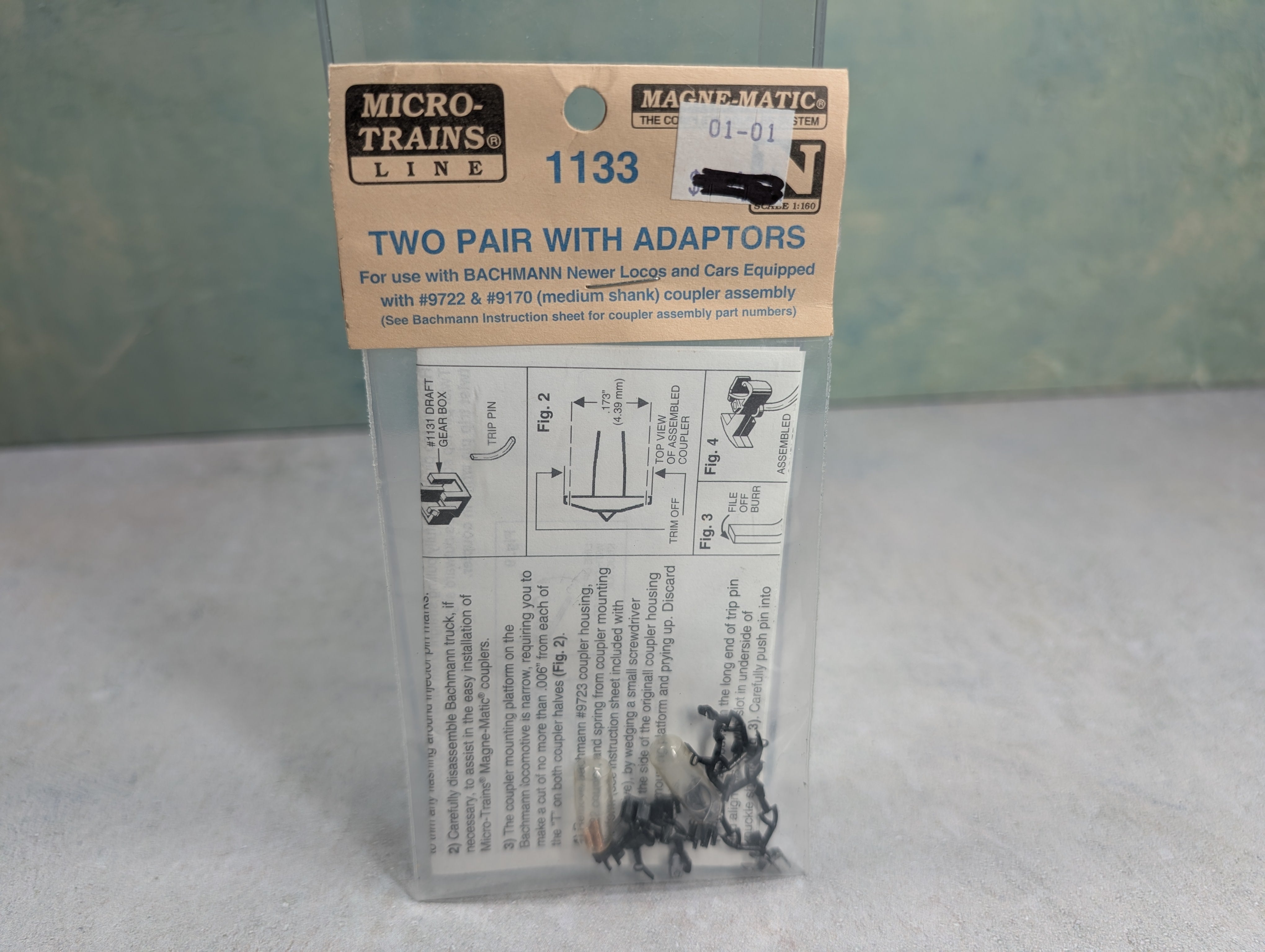 Micro-Trains 1133 N Scale Magne-Matic Couplers Two Pair with Adaptors