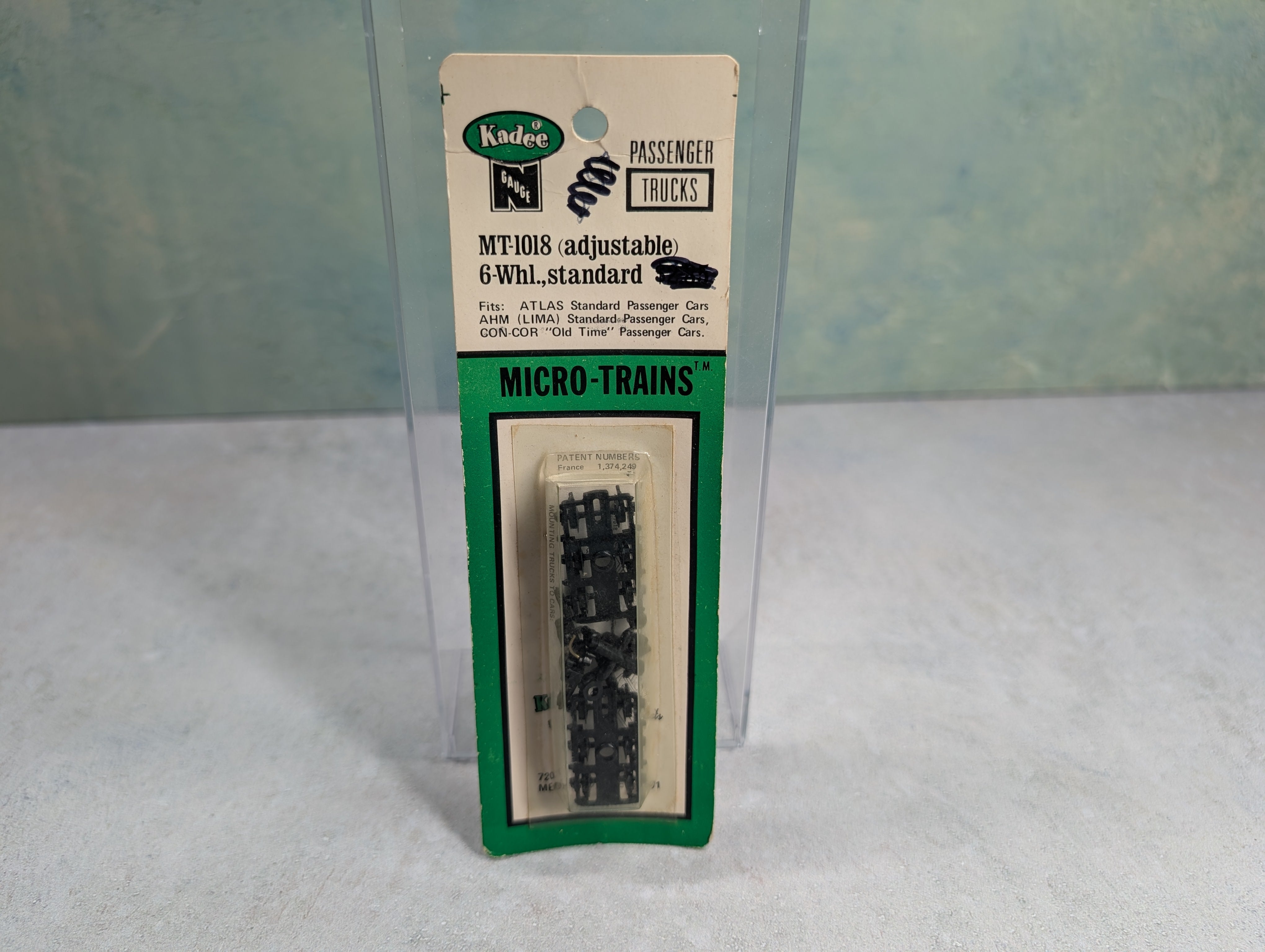 Kadee MT-1018 N Scale Passenger Trucks - Adjustable 6 Wheel Standard