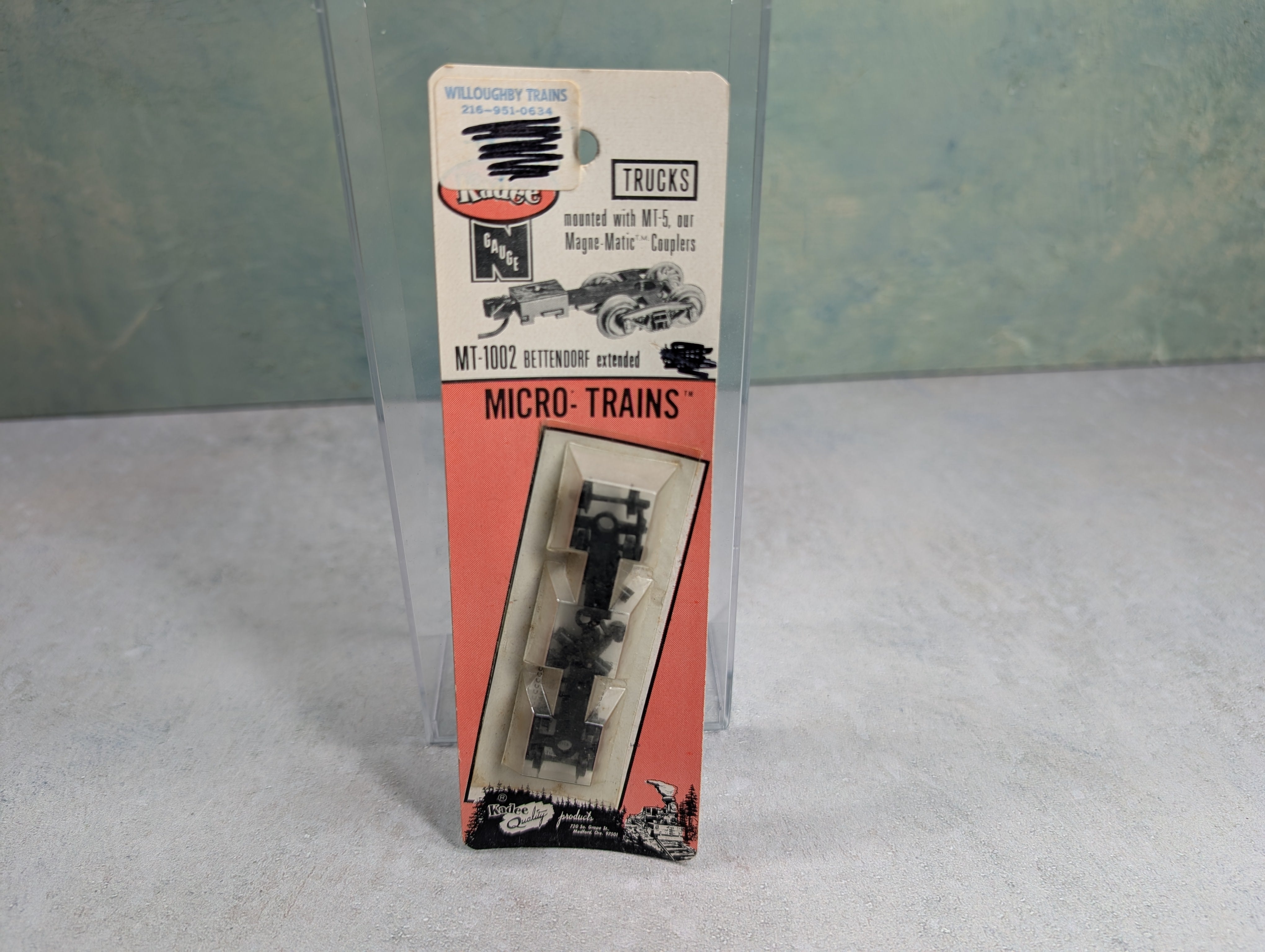 Kadee MT-1002 N Scale Bettendorf Extended w/ Magne-Matic Couplers