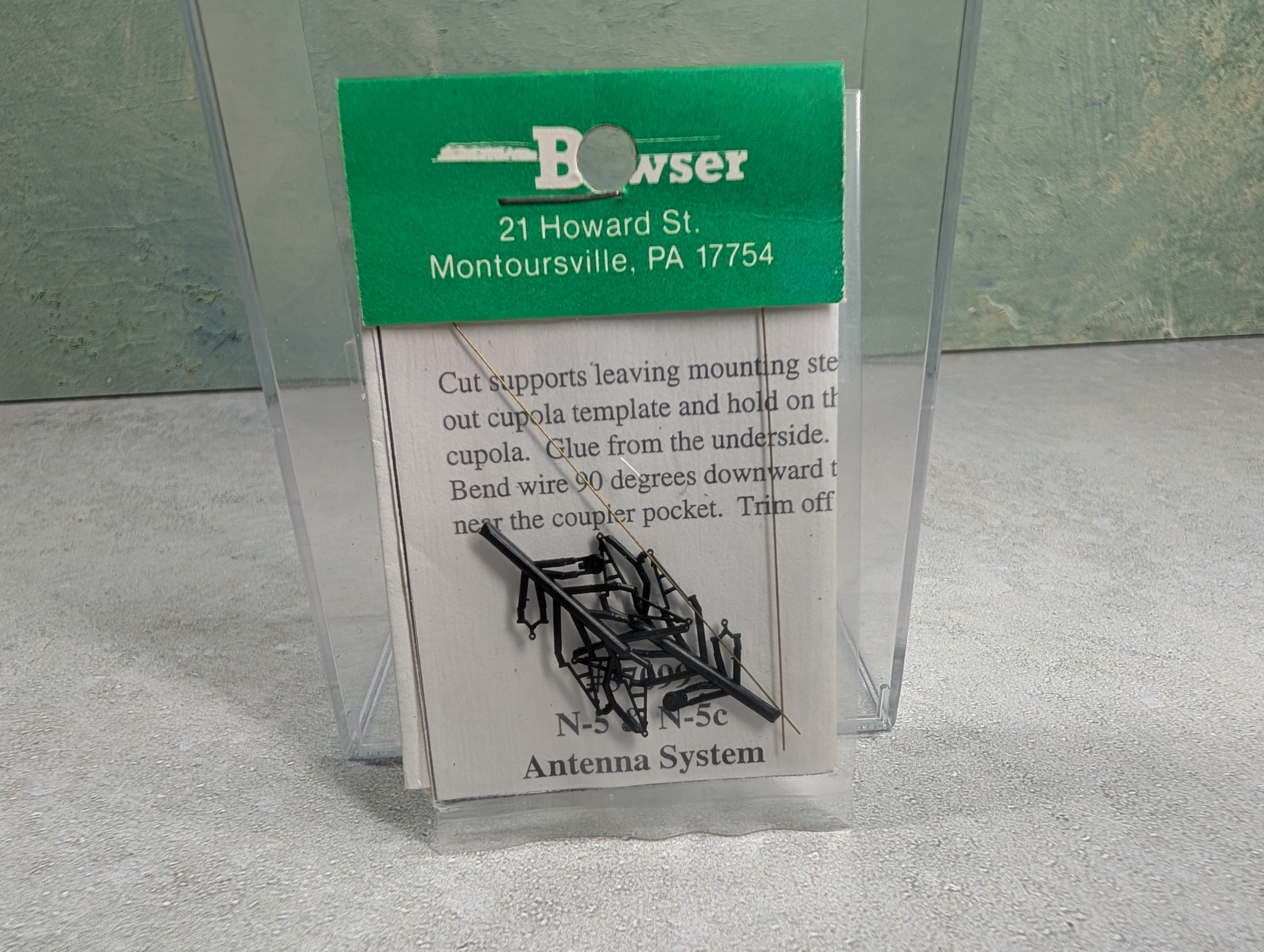 Bowser 37099 N Scale N-5 & N-5c Antenna System