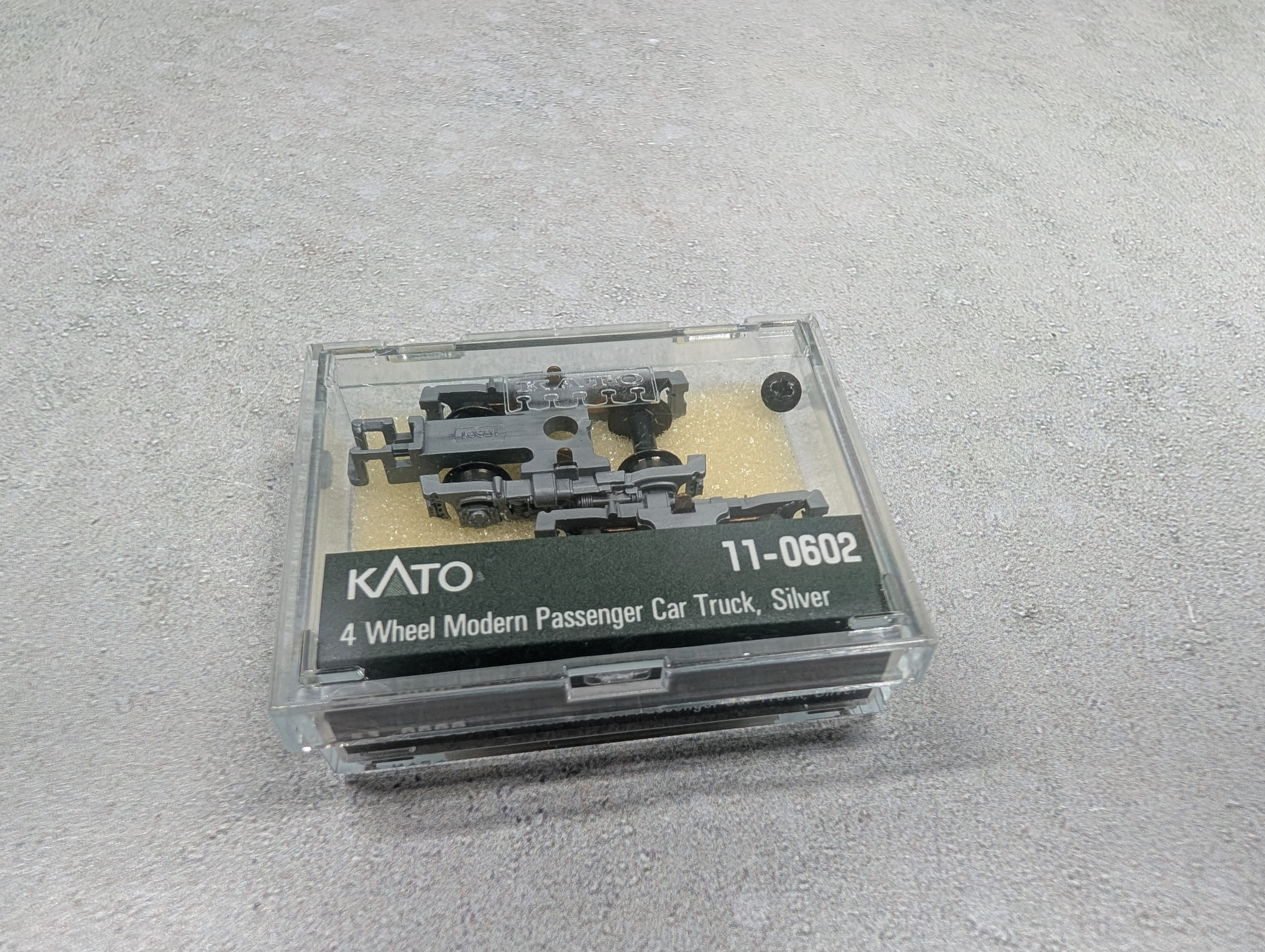 KATO #11-0602 N Scale 4 Wheel Modern Passenger Car Truck in Silver (1 set)