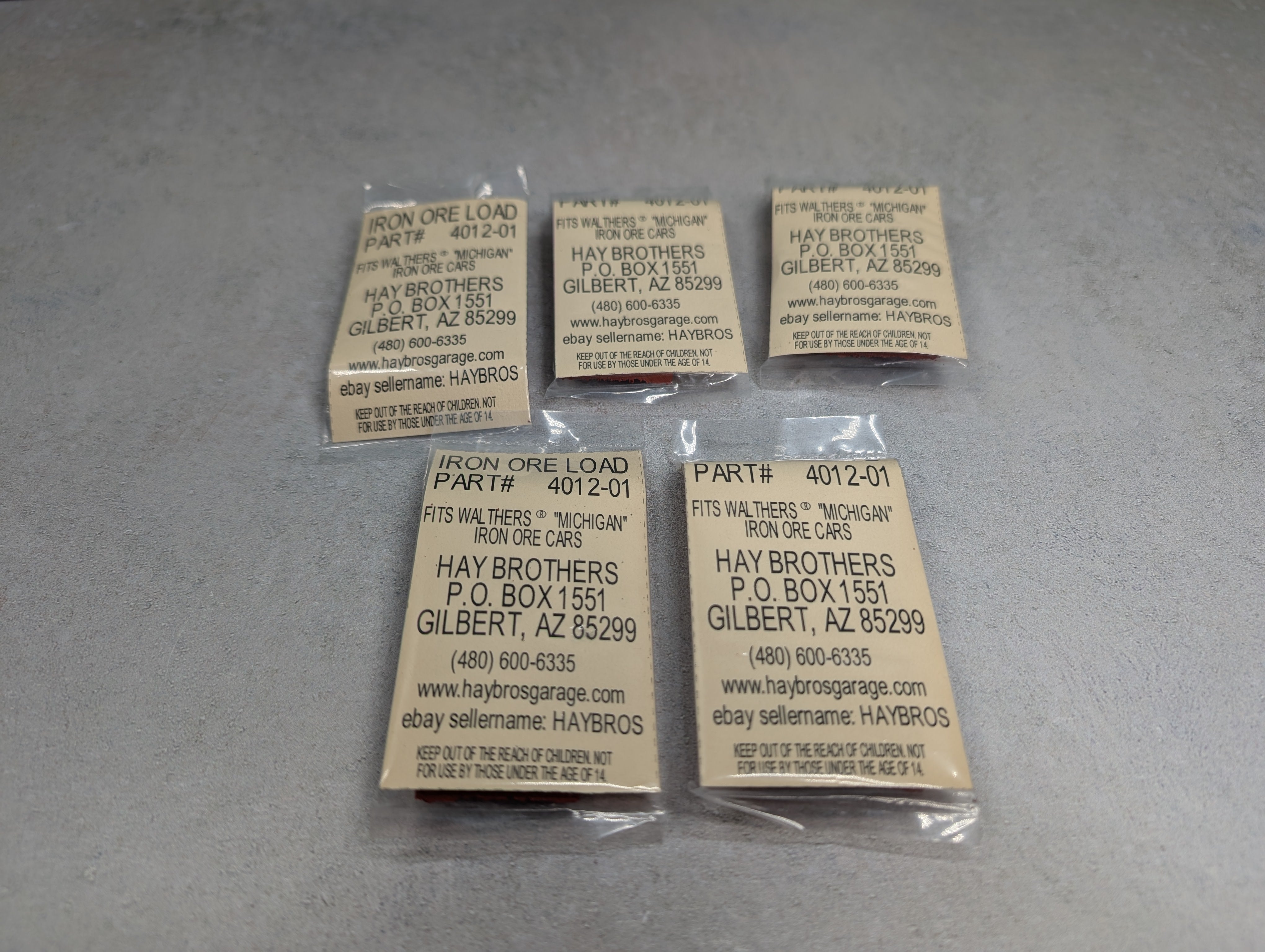 Haybros 771394 HO Scale Iron Ore Loads for Walthers "Michigan" Iron Ore Cars (5 pcs)