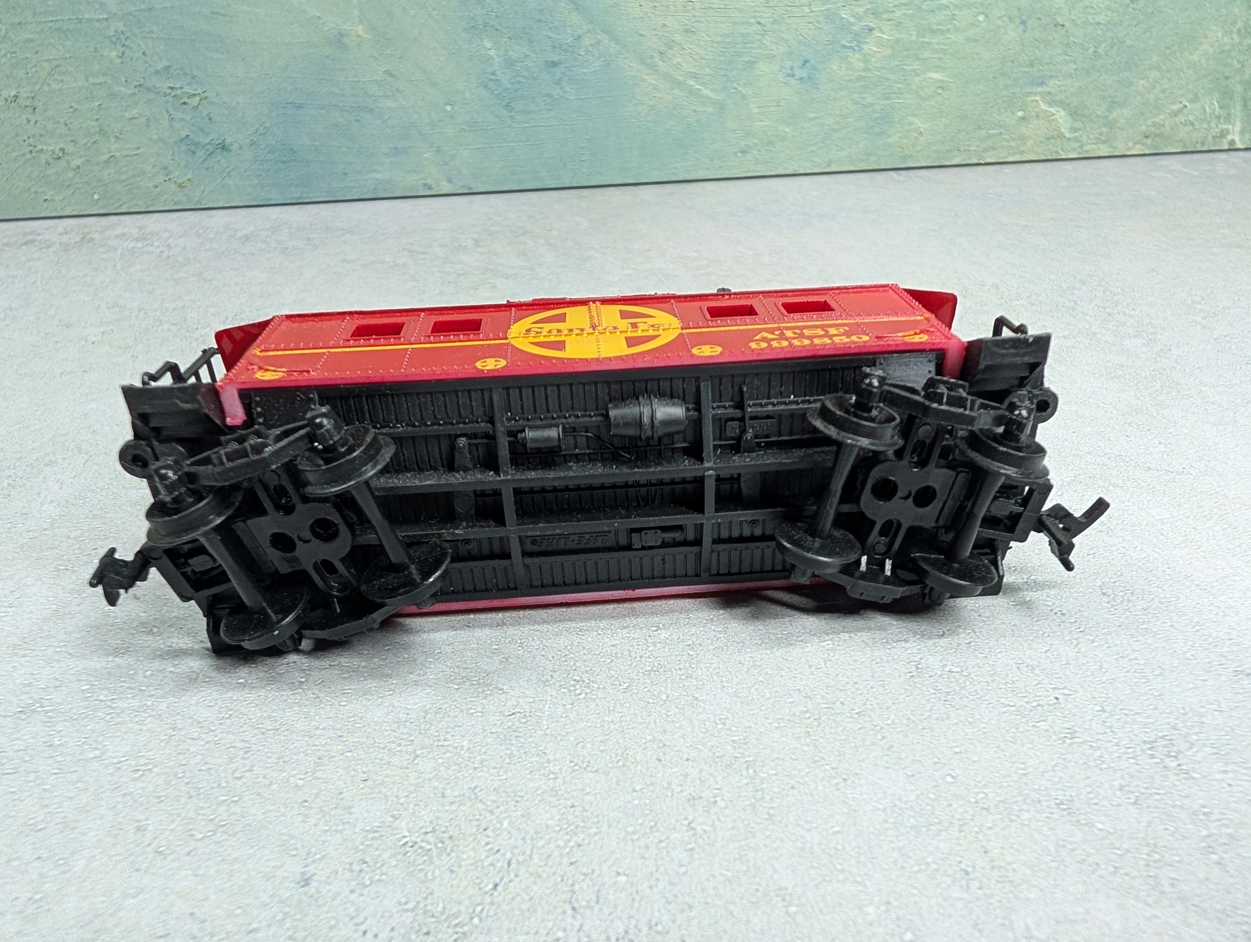 USED Life-Like HO Scale Caboose Santa Fe ATSF #999850