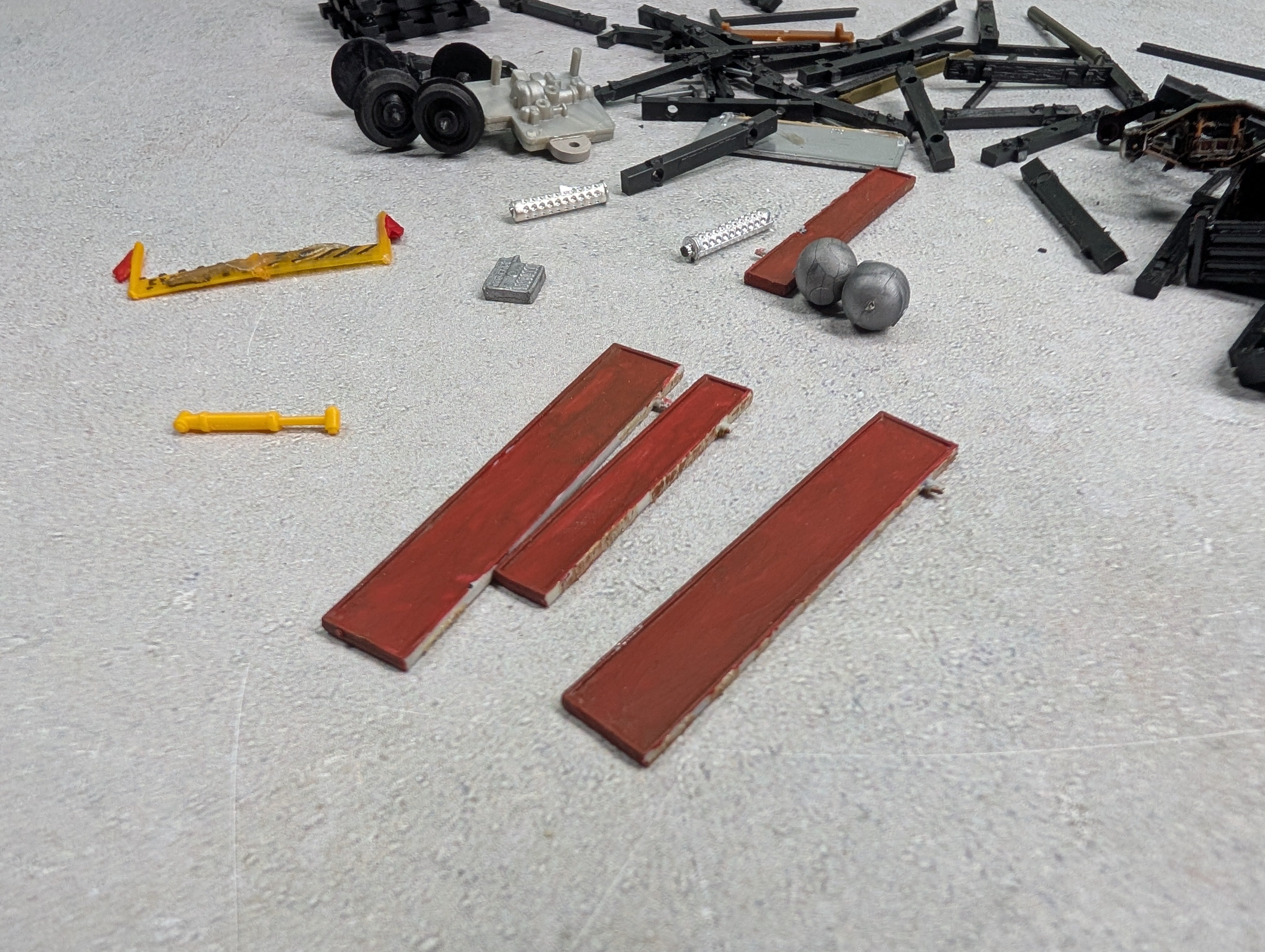 USED HO Scale Lot of Model Railroad Parts