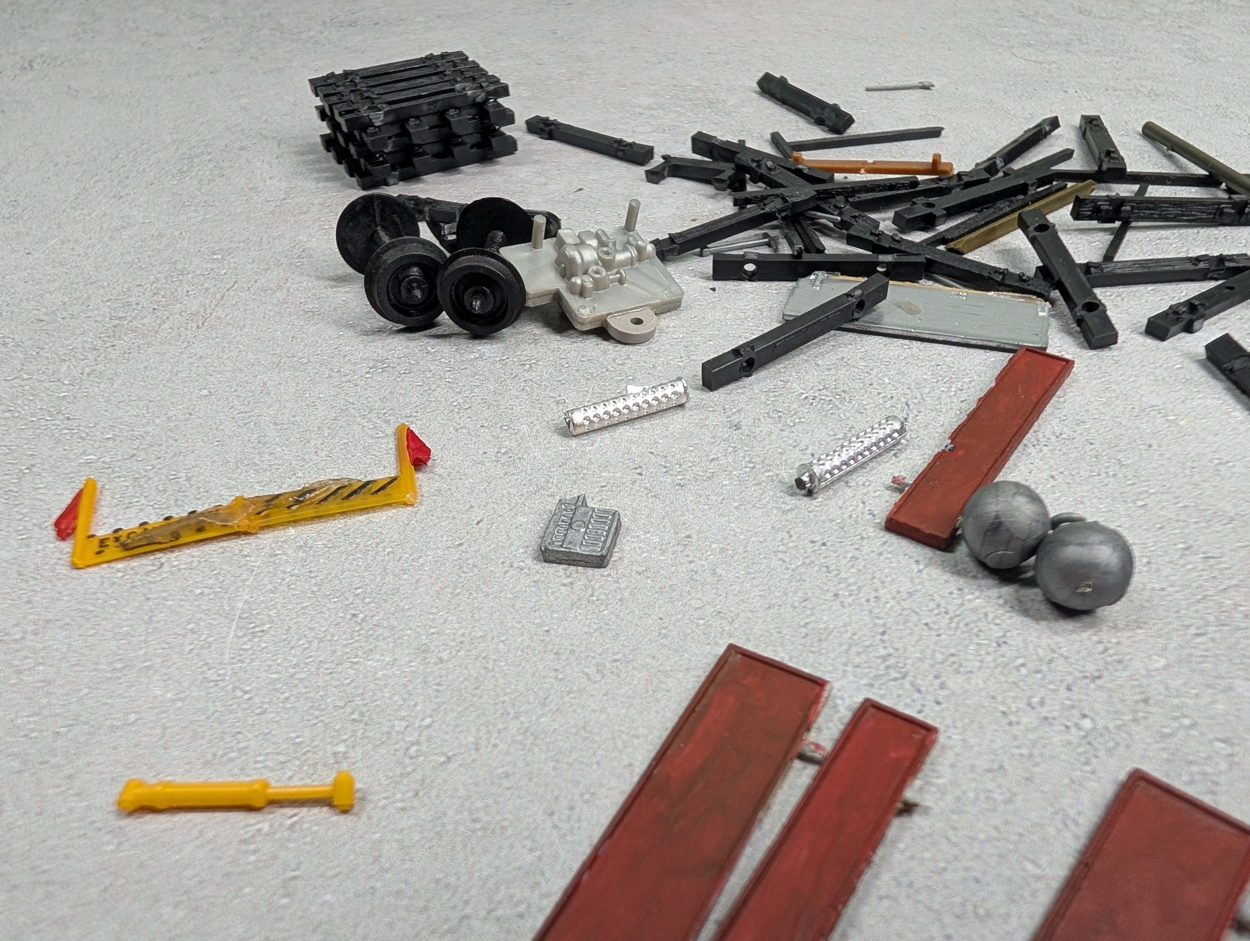 USED HO Scale Lot of Model Railroad Parts