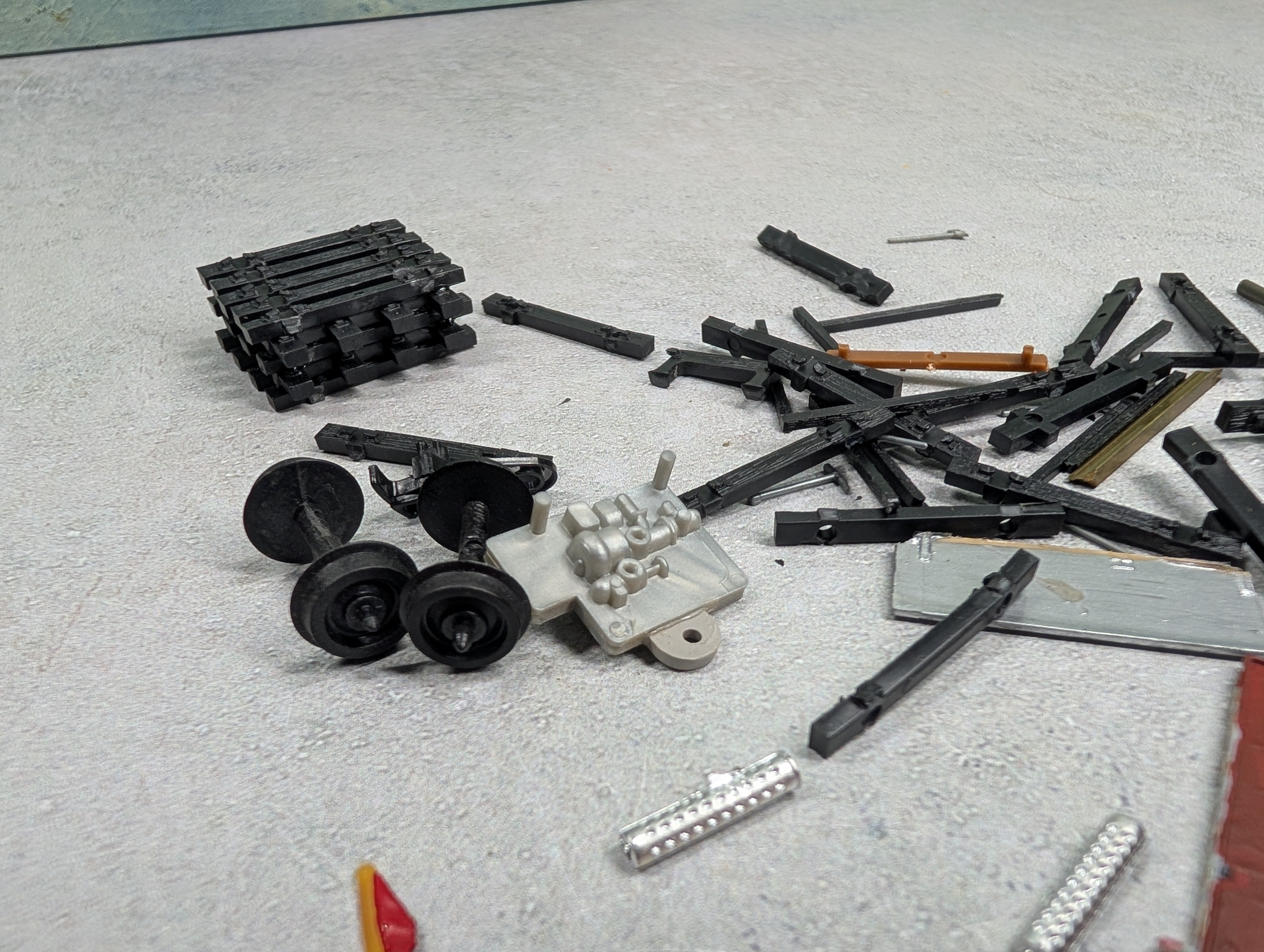 USED HO Scale Lot of Model Railroad Parts