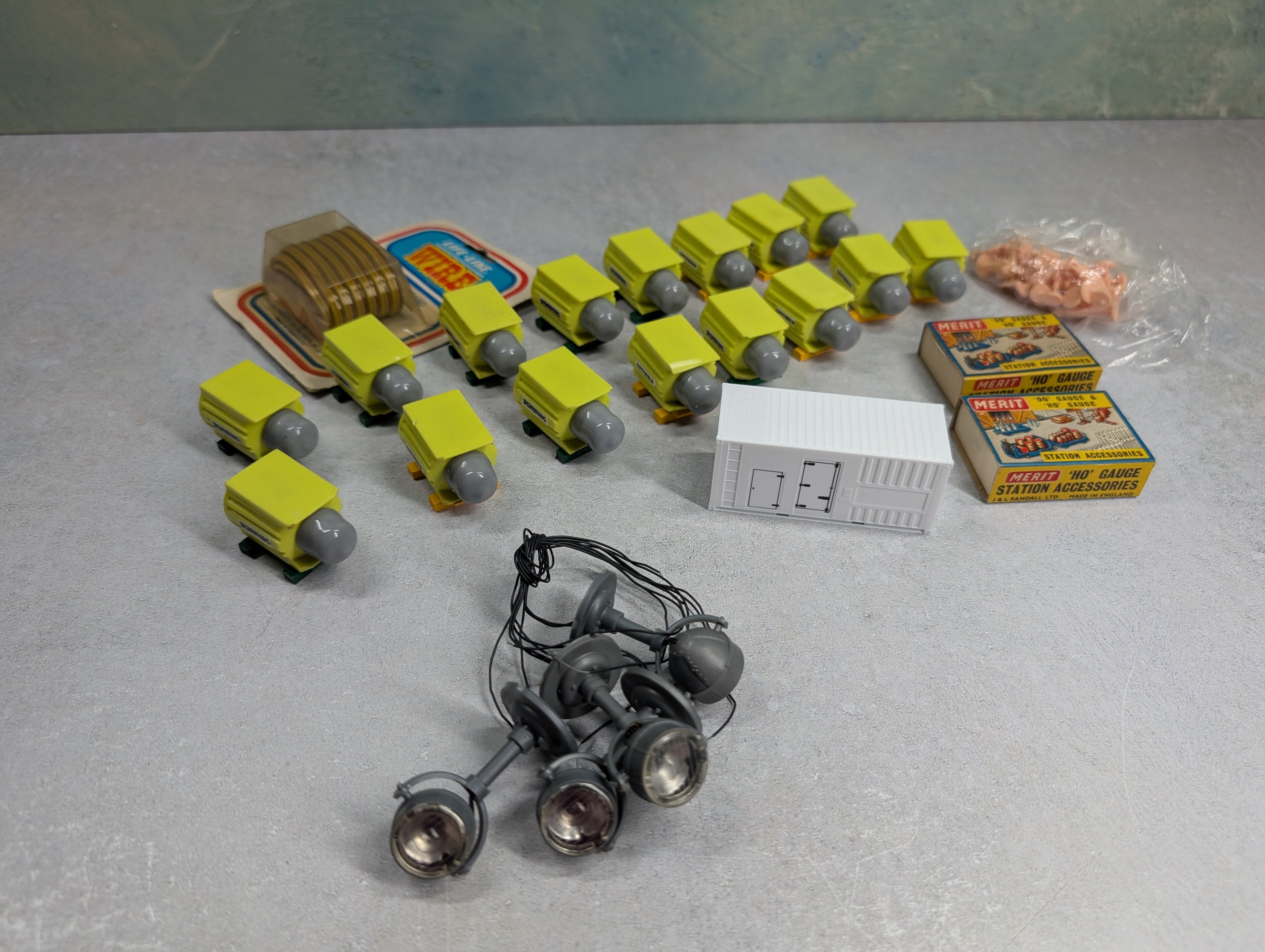 USED HO Scale Lot of Wire, Lights, Custom Generators & More