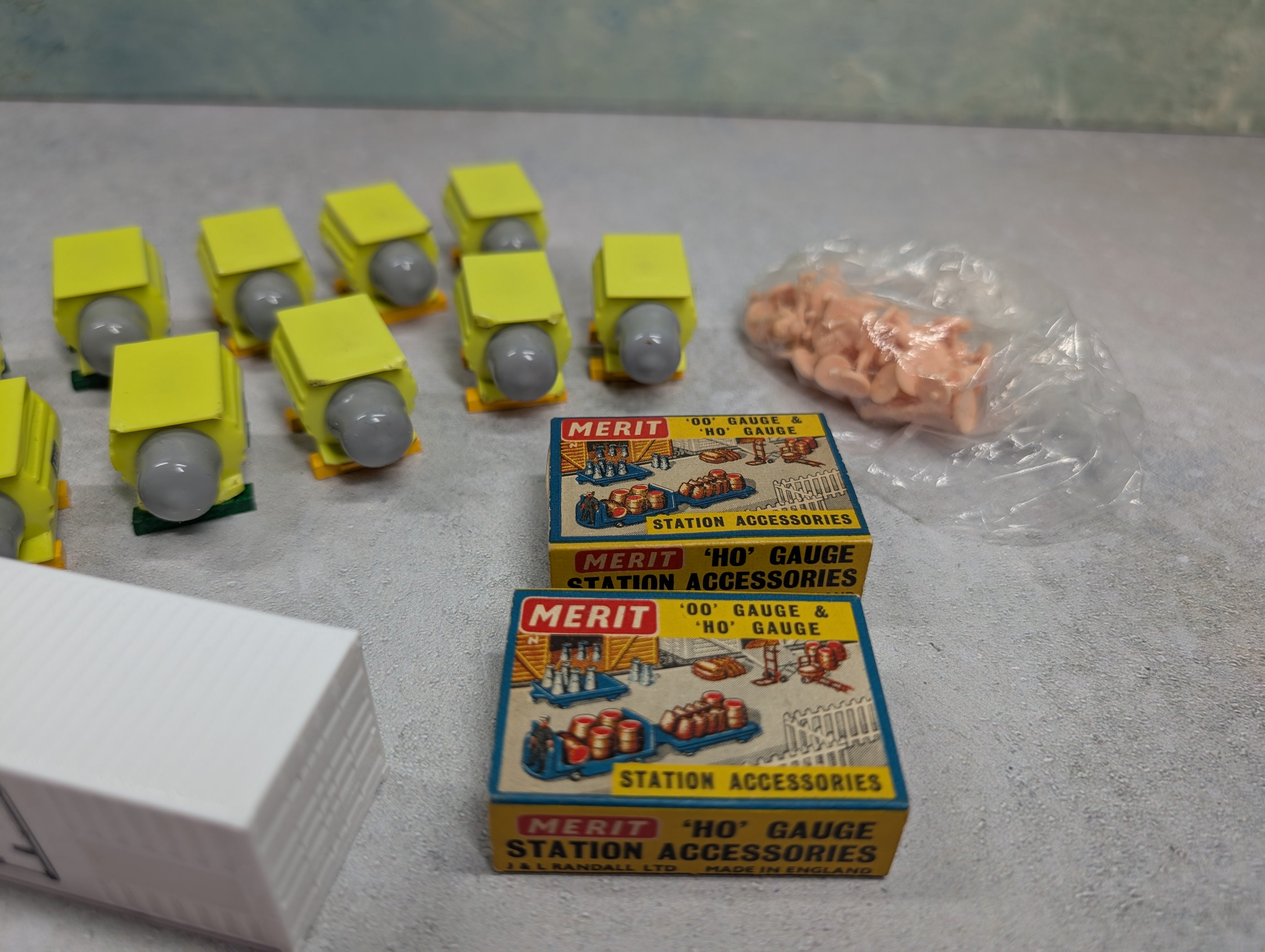 USED HO Scale Lot of Wire, Lights, Custom Generators & More