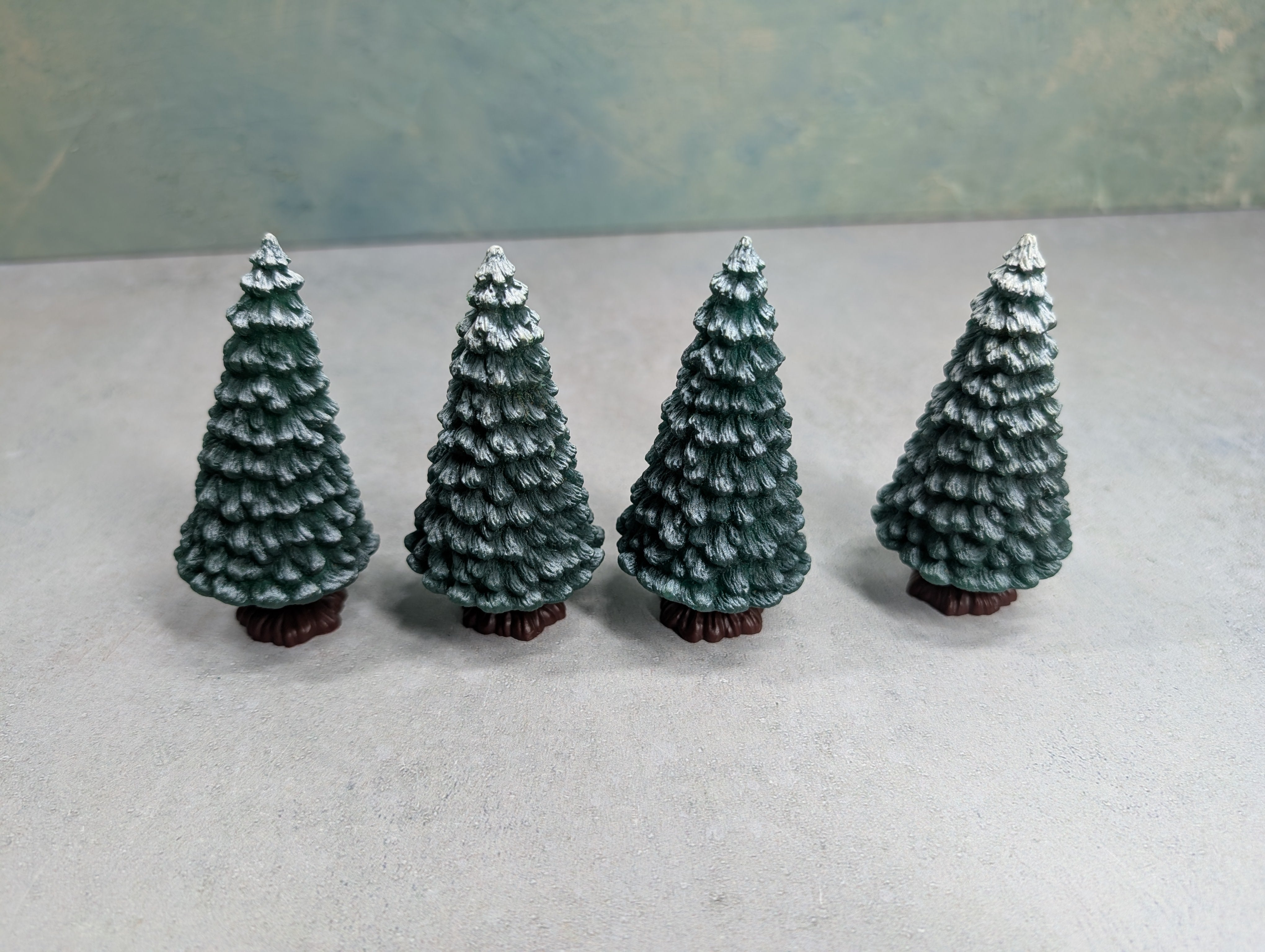 USED MULTI Scale Snow Covered Pine Trees (4 pcs)
