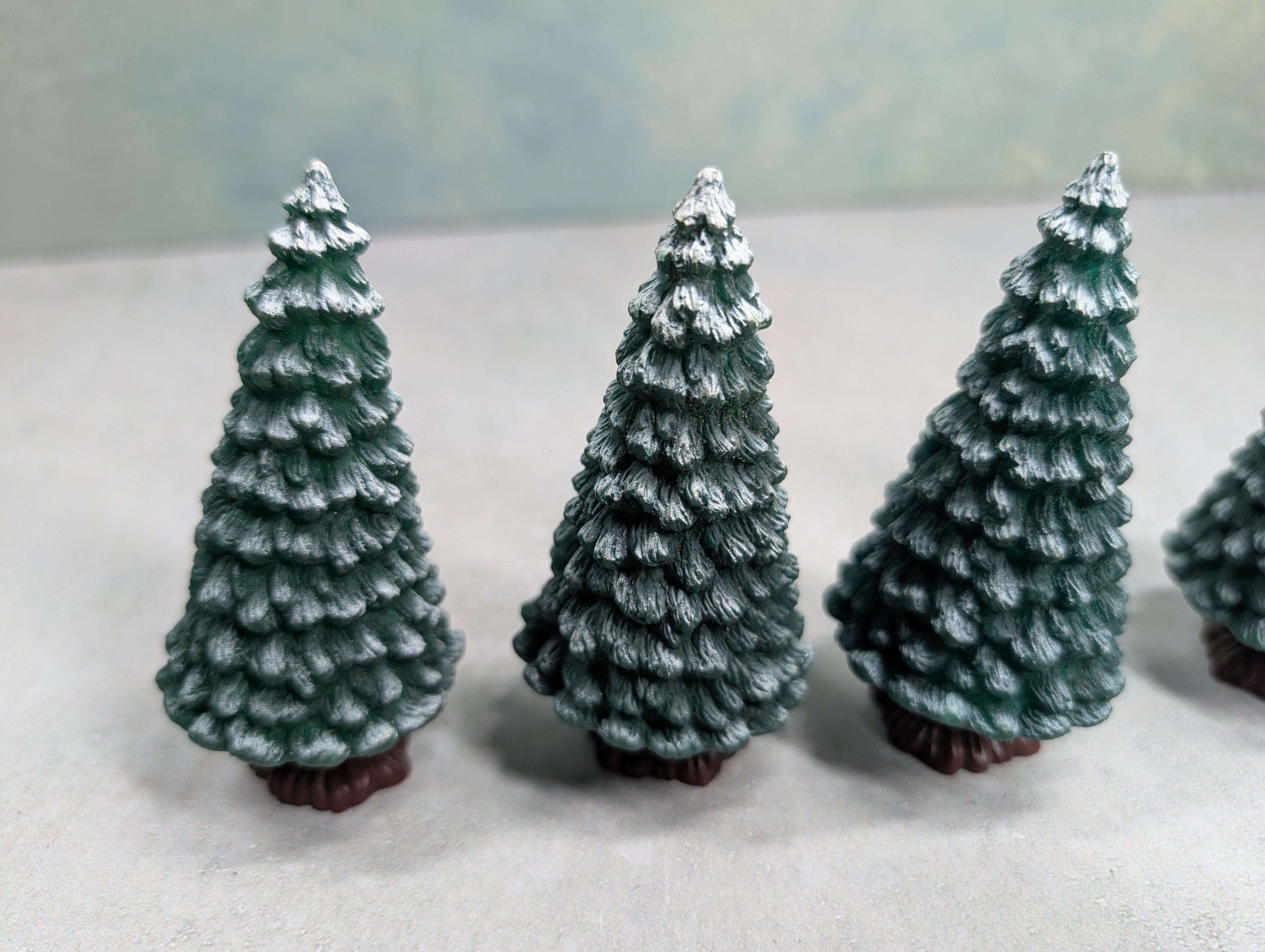 USED MULTI Scale Snow Covered Pine Trees (4 pcs)