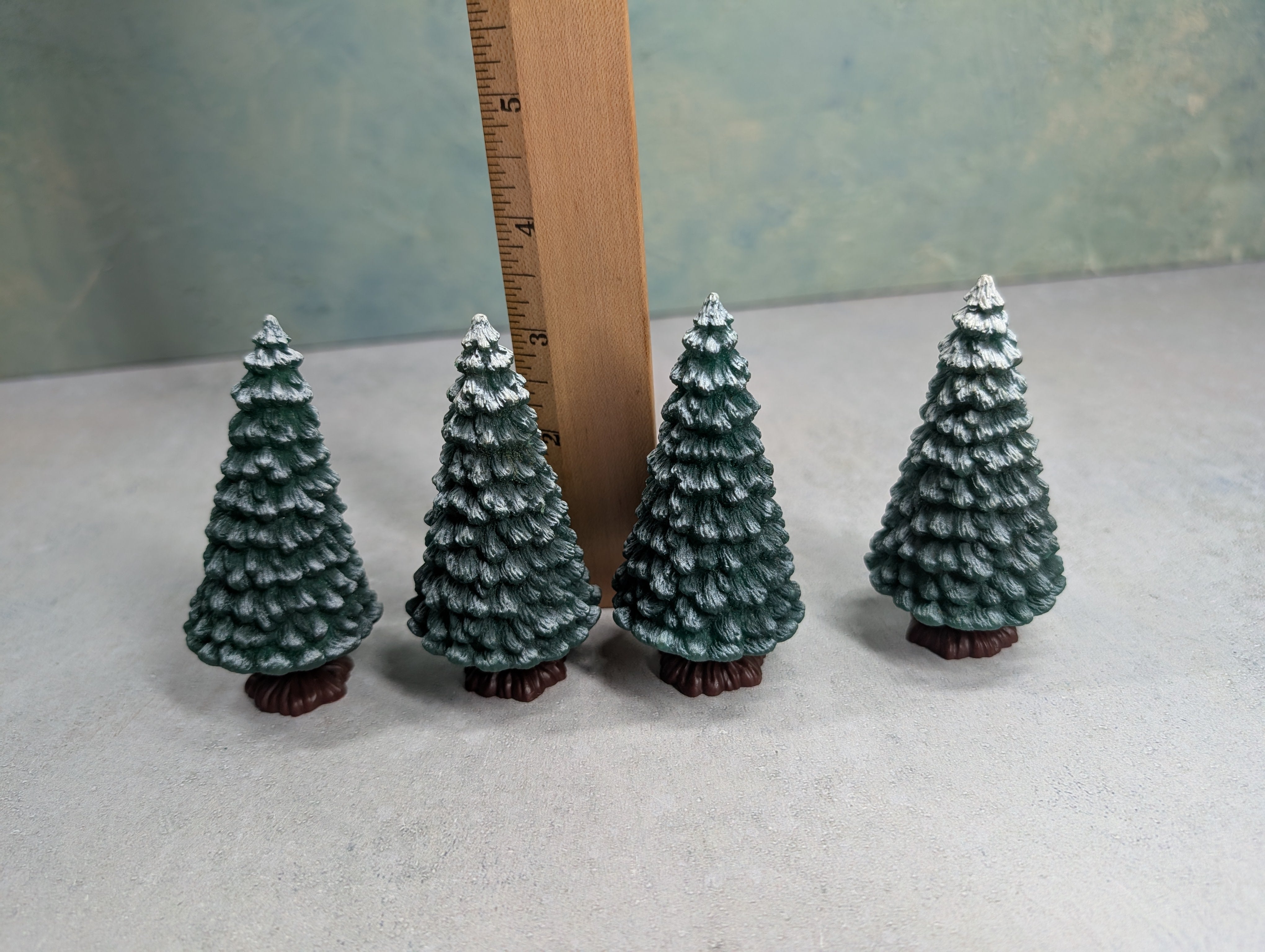 USED MULTI Scale Snow Covered Pine Trees (4 pcs)