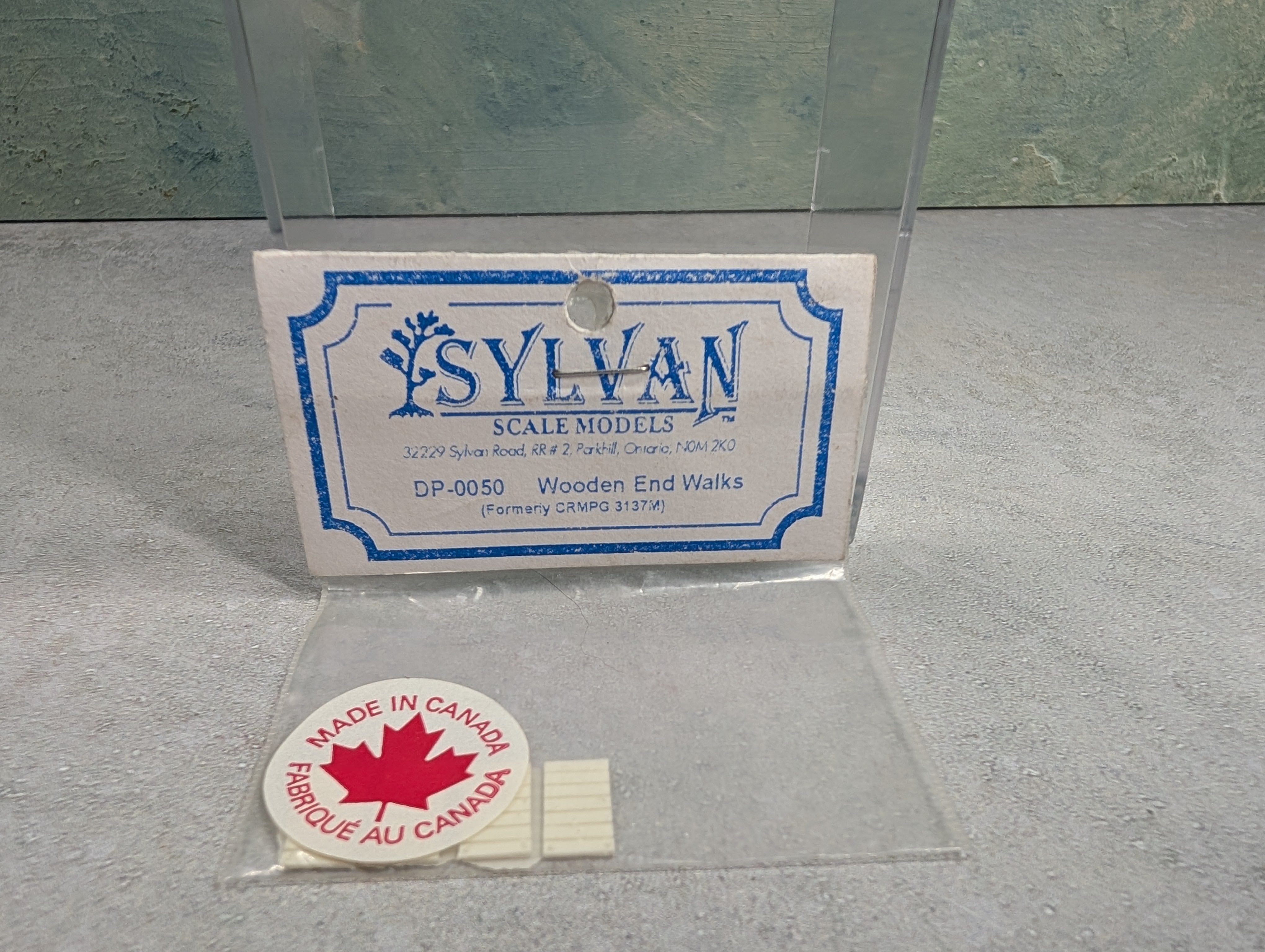 Sylvan DP-0050 HO Scale Wooden End Walks, Resin Parts