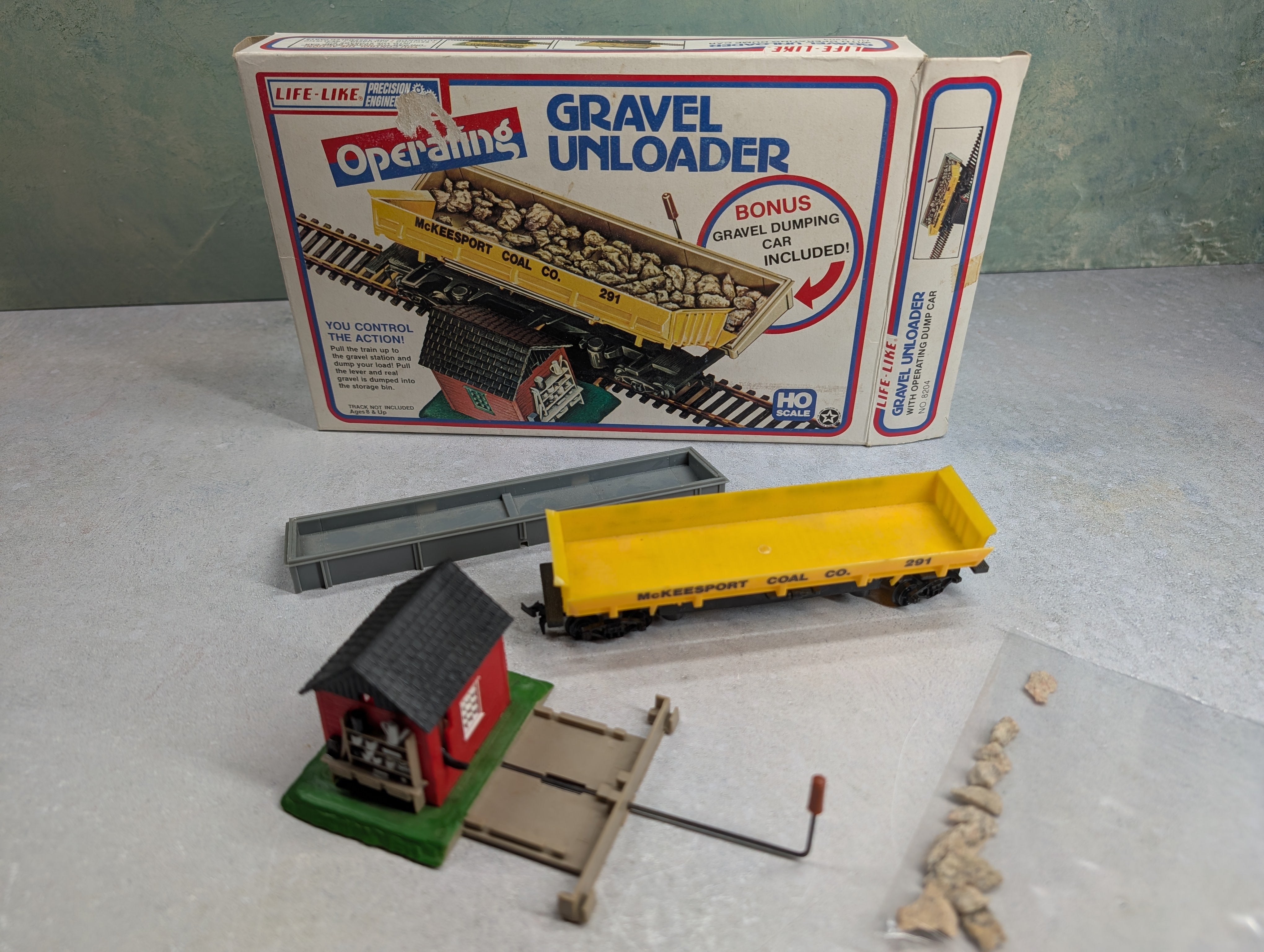 USED Life-Like 8204 HO Scale Gravel Unloader w/ Operating Dump Car McKeesport Coal Co #291