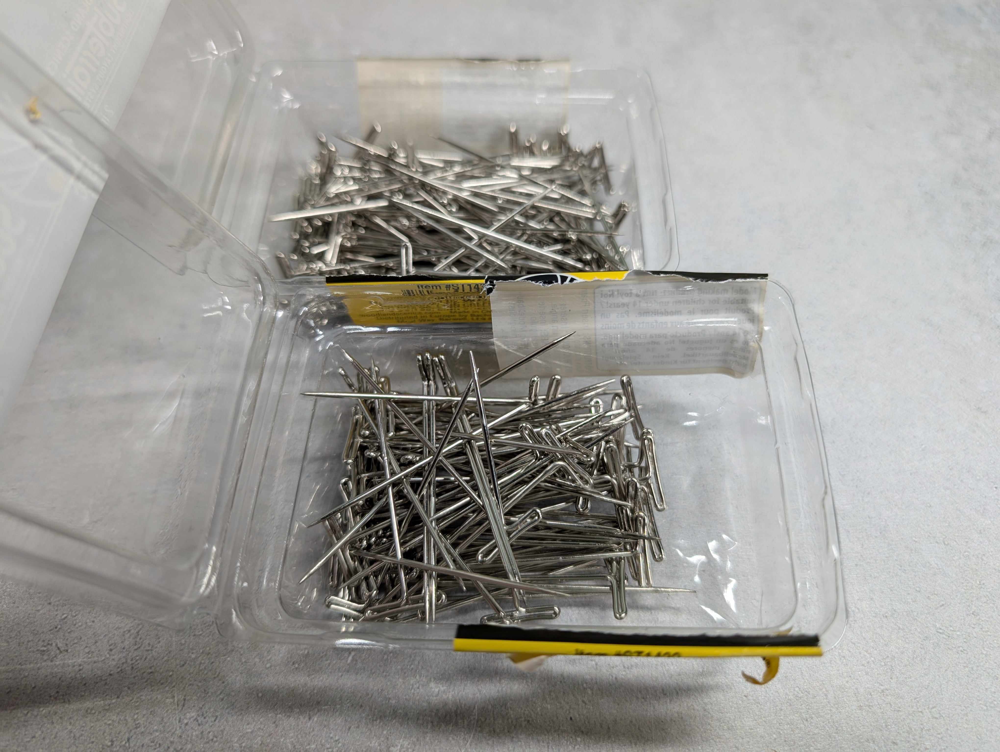 USED Woodland Scenics ST1432 HO Scale 2 Opened Packs of Foam Nails, Subterrain