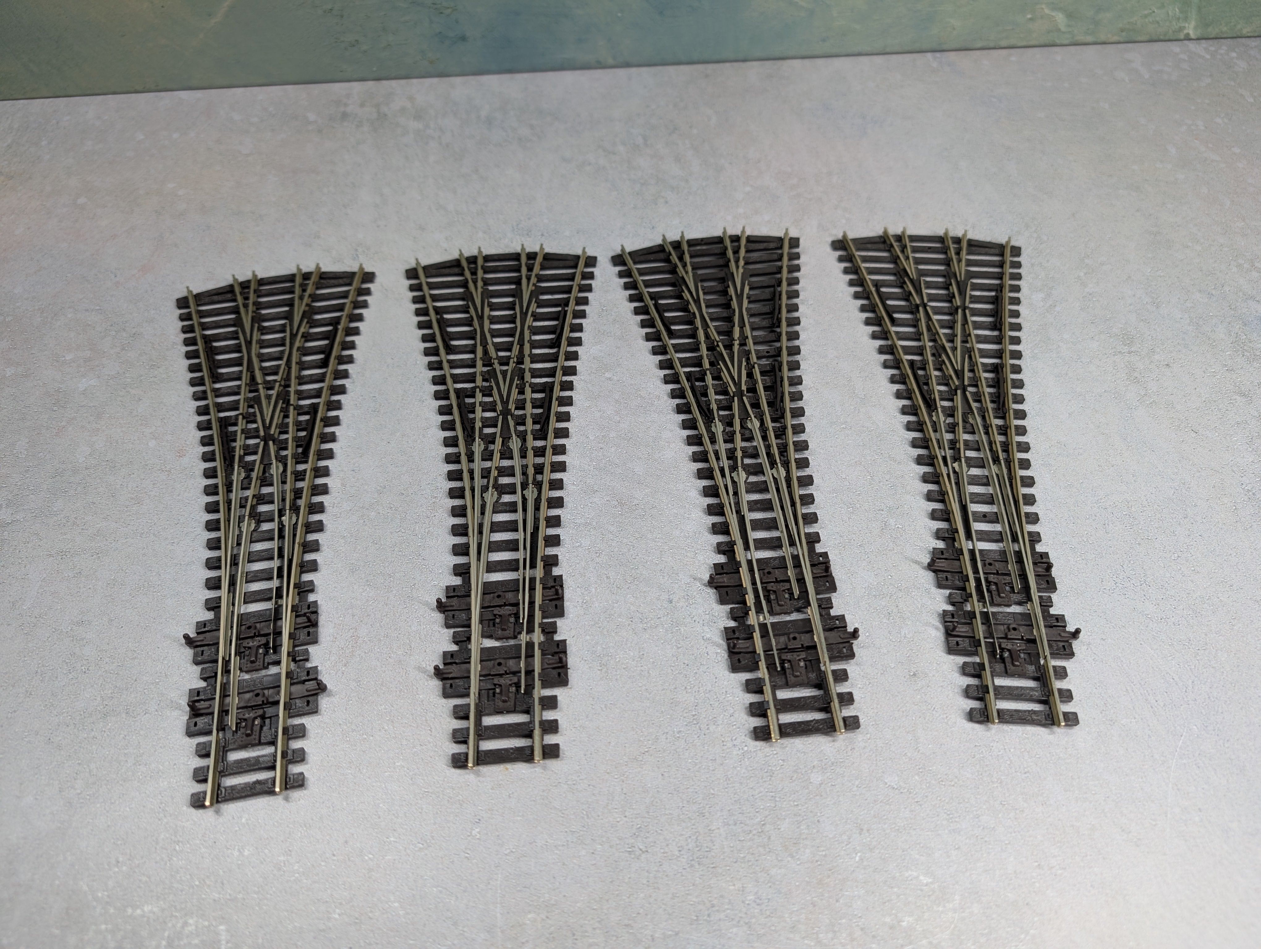 USED PECO HO Scale Lot of Triple Turnout Switches Track Silver Code 100 (4 pcs)