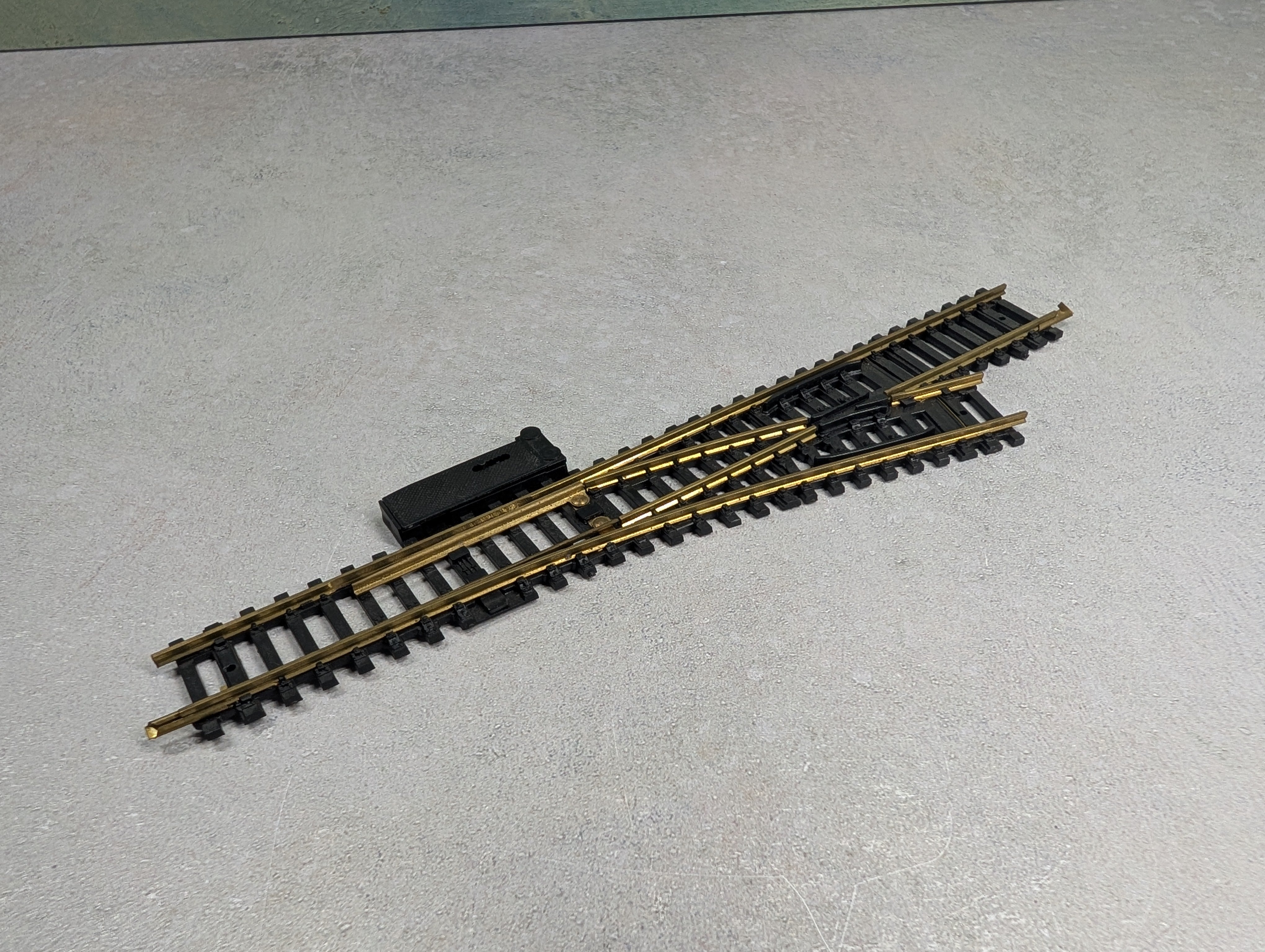 USED Casadio HO Scale #4 Right Brass Switch Track Code 100