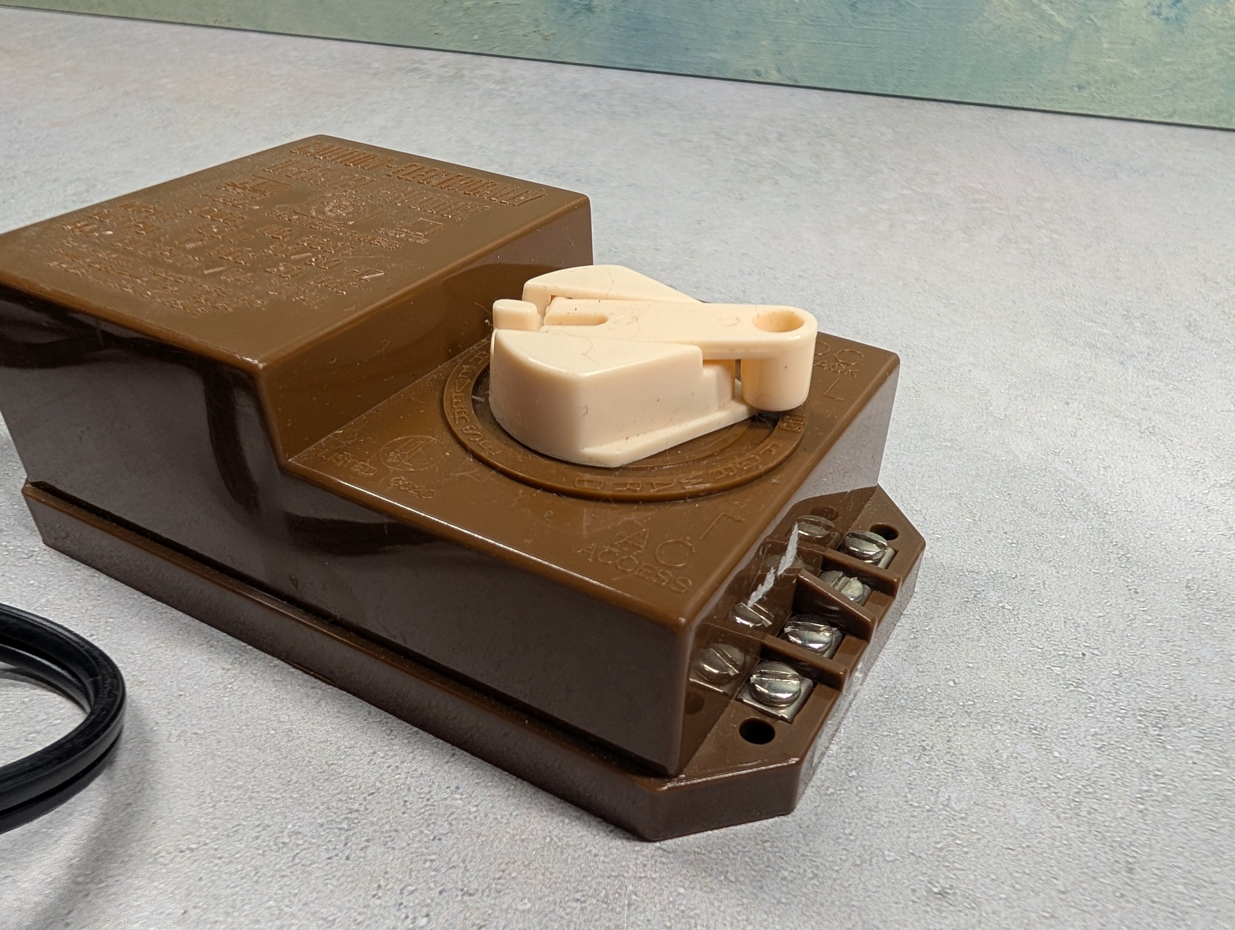 USED Bachmann MULTI Scale Hobby Transformer Brown- Tested