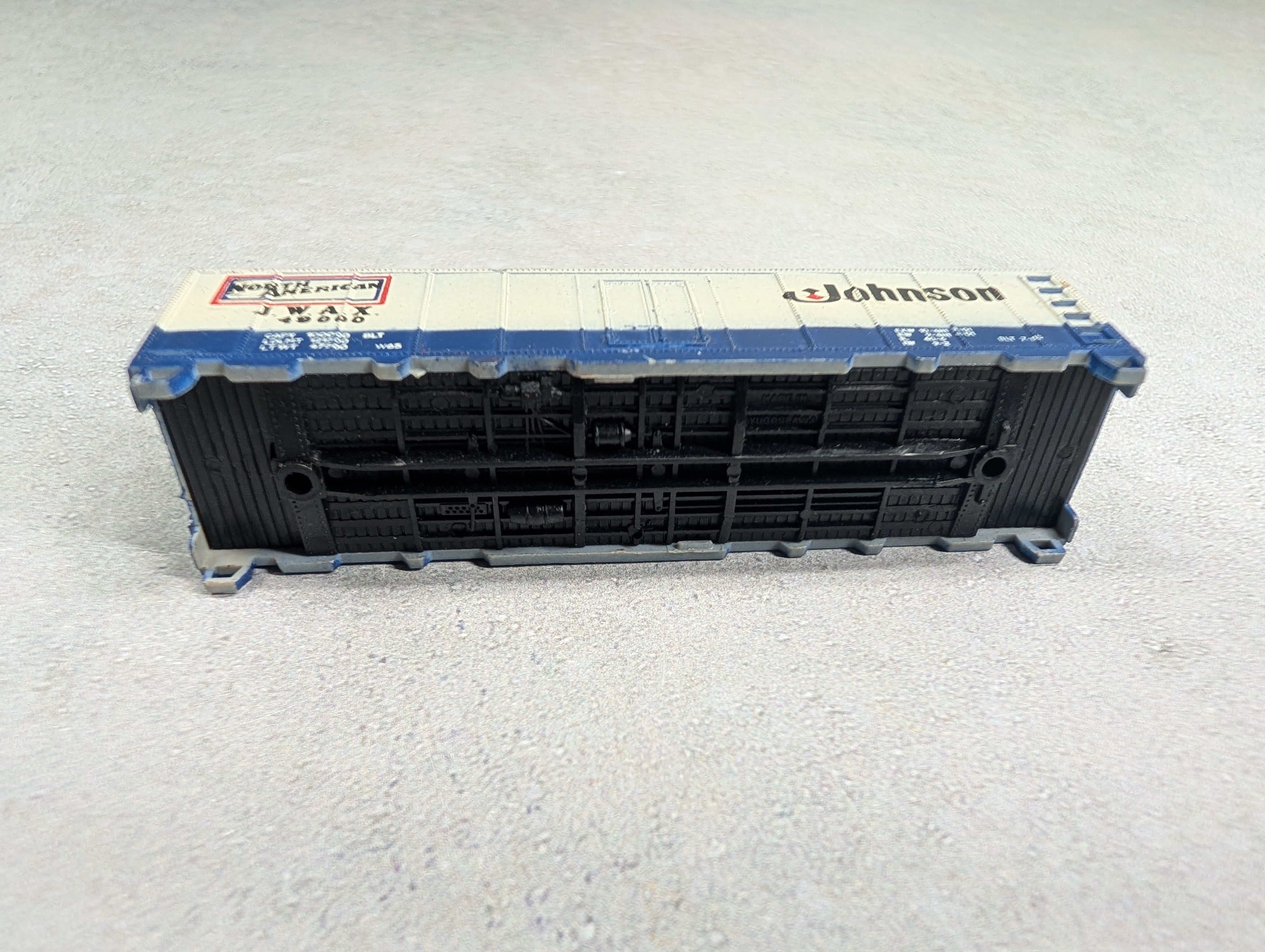 USED N Scale 40' Box Car Johnson JWAX #49000 No Trucks, Couplers