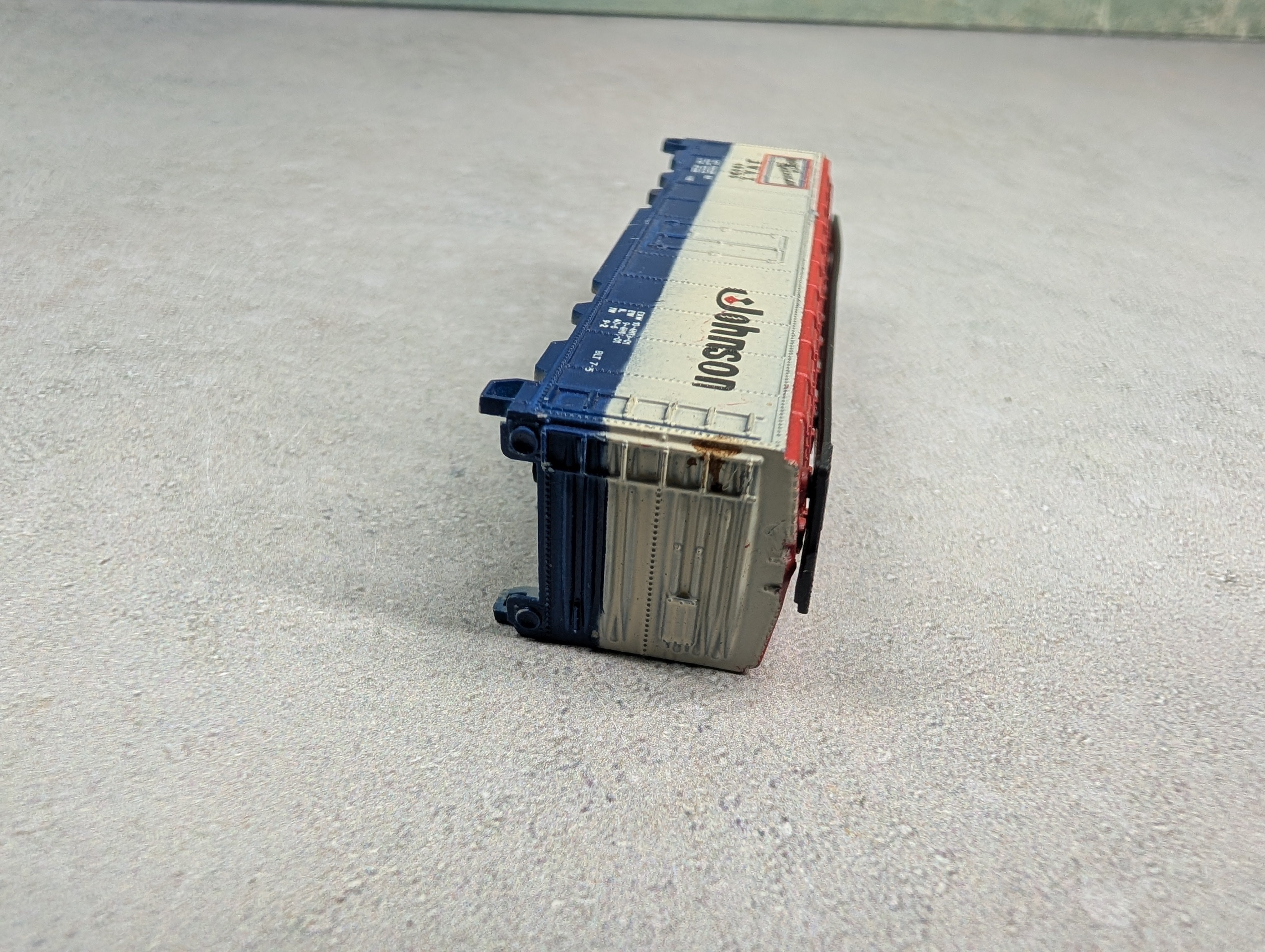 USED N Scale 40' Box Car Johnson JWAX #49000 No Trucks, Couplers