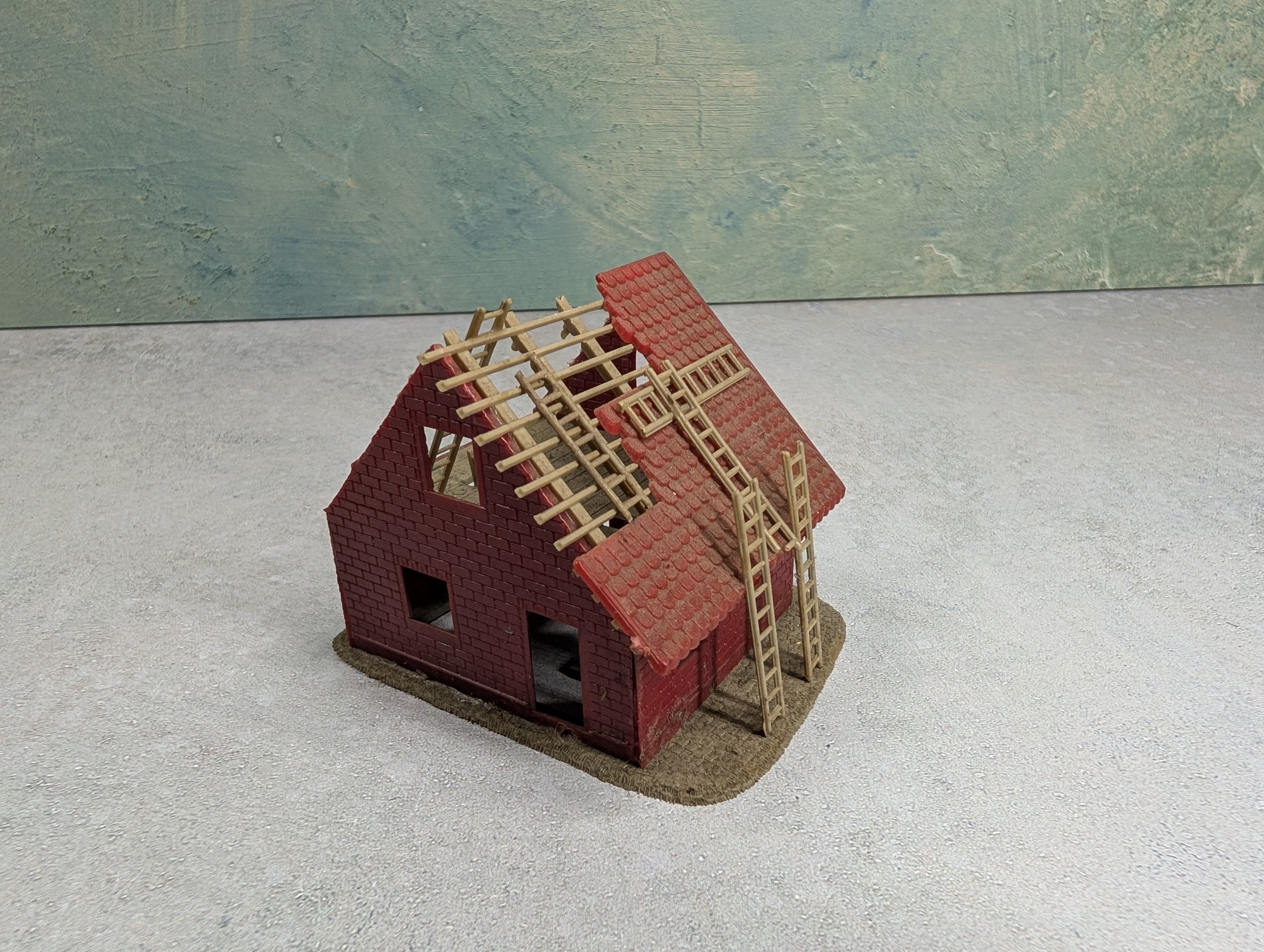 USED HO Scale Home Under Construction