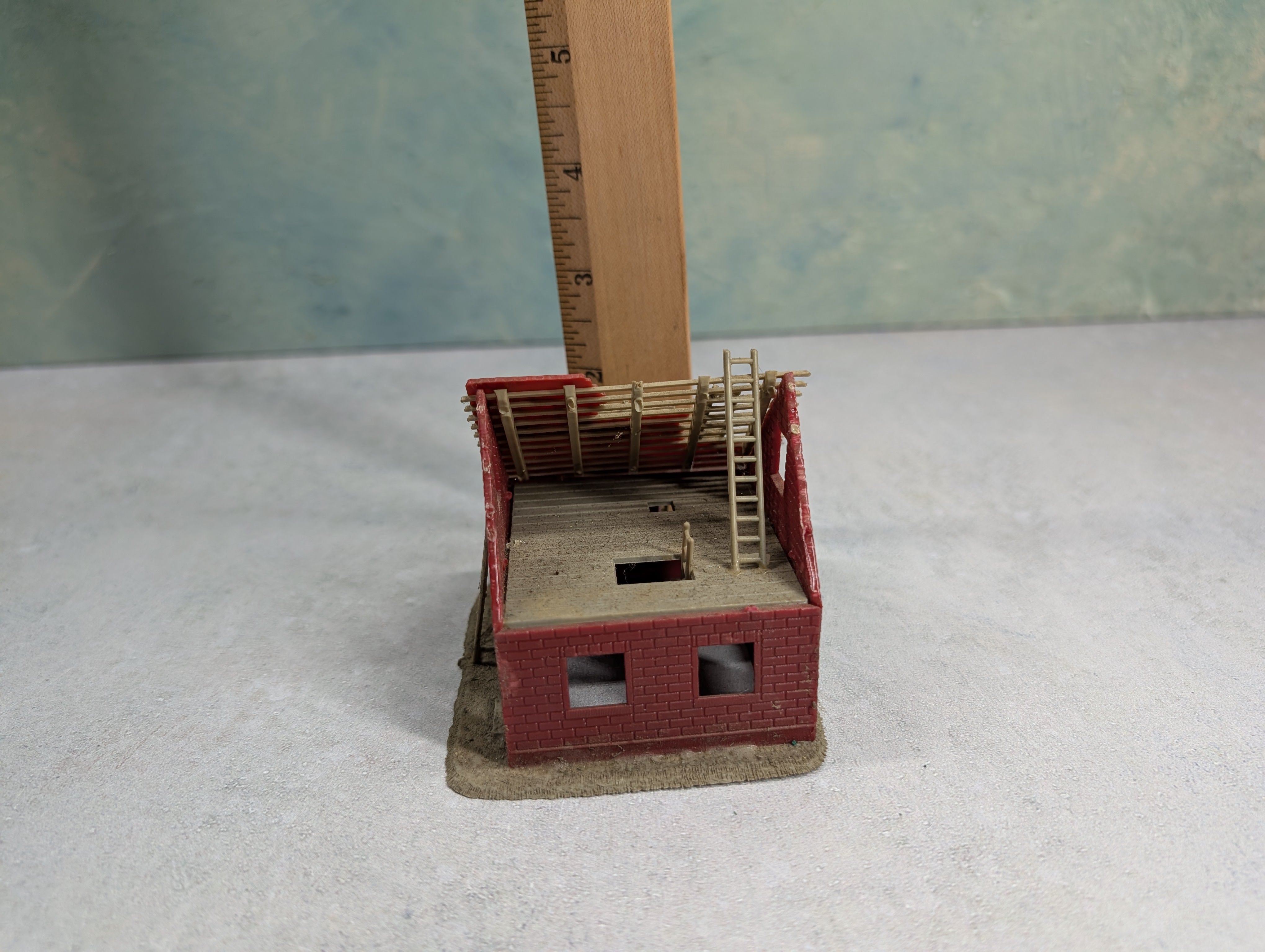 USED HO Scale Home Under Construction