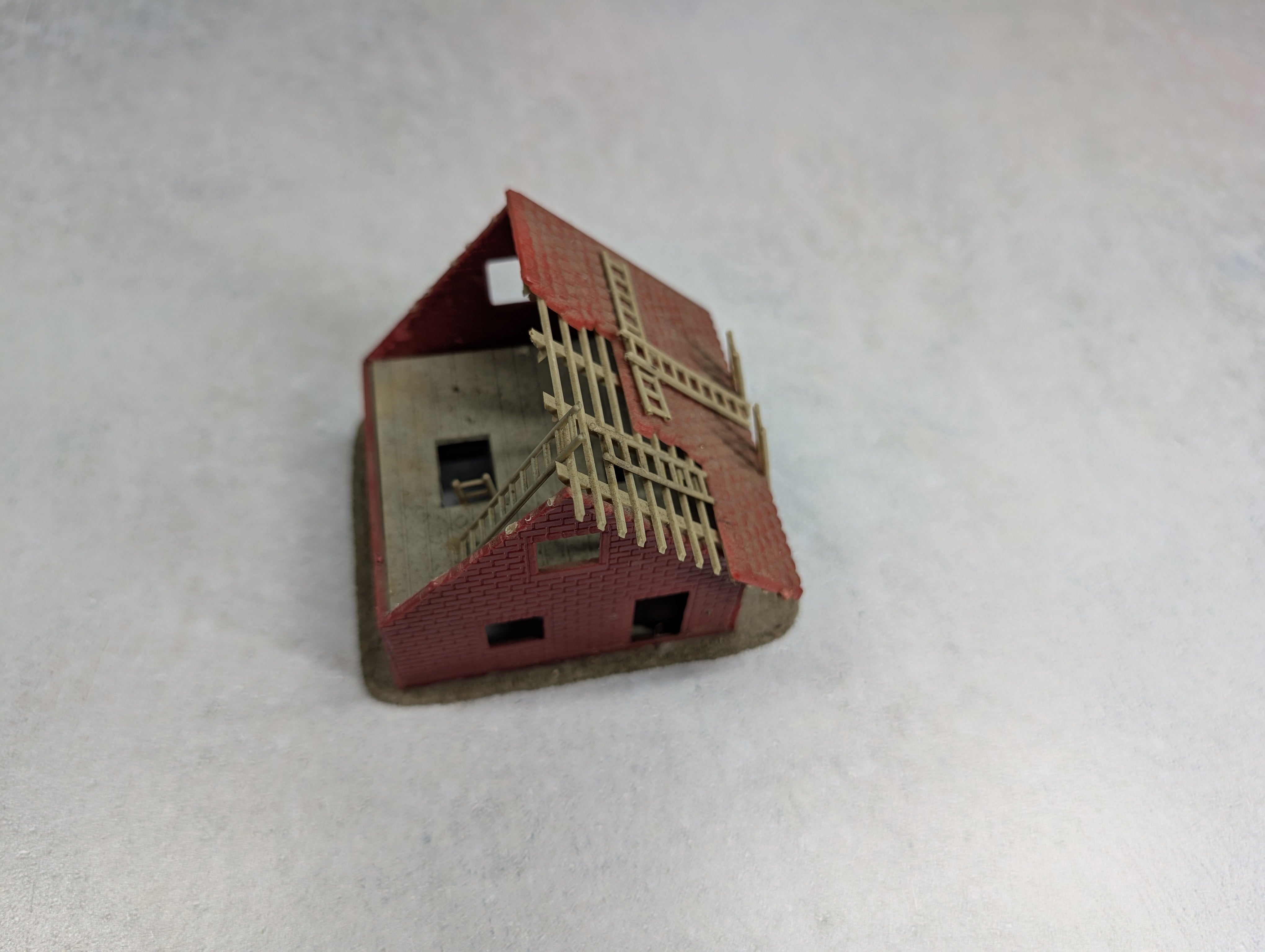 USED HO Scale Home Under Construction