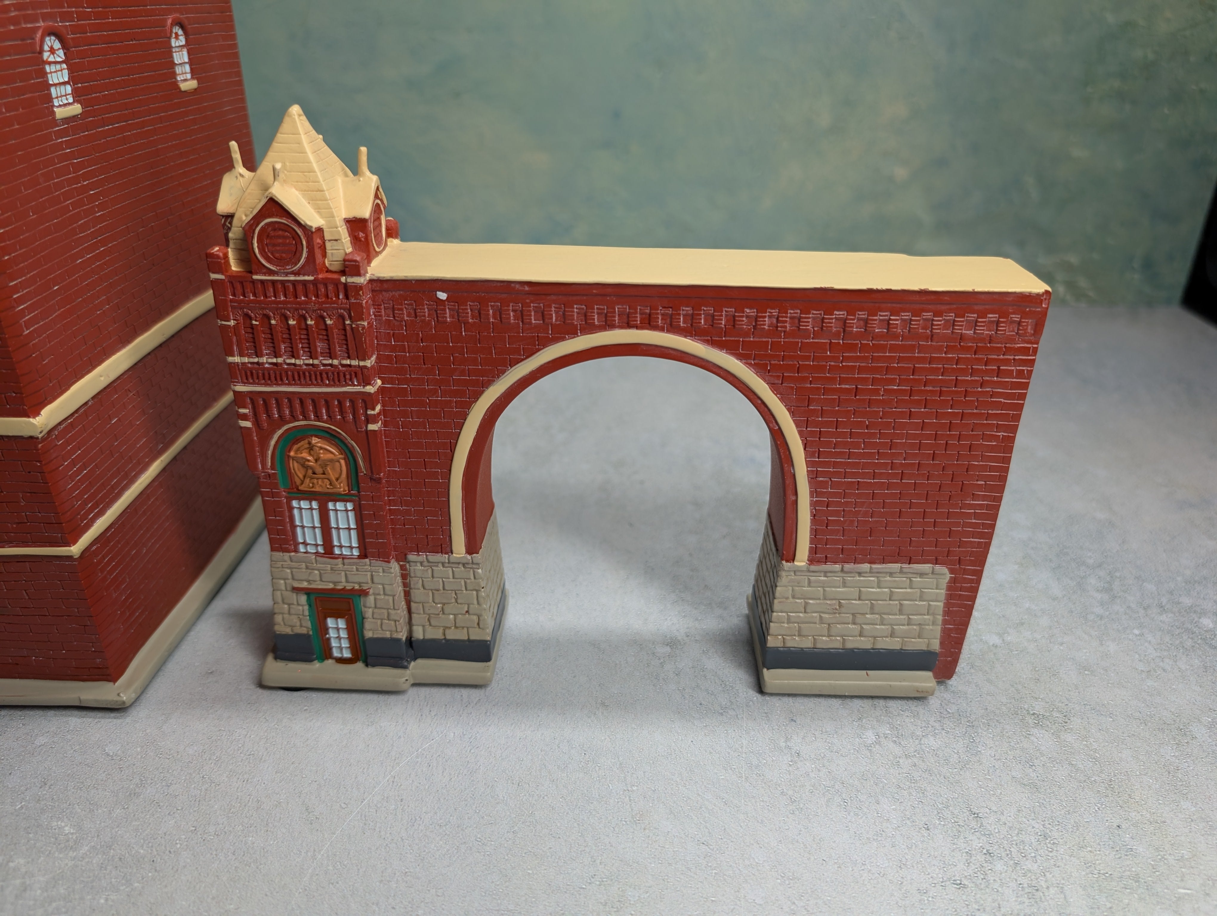 USED Hawthorne Village Budweiser Brew House Masterpiece Building