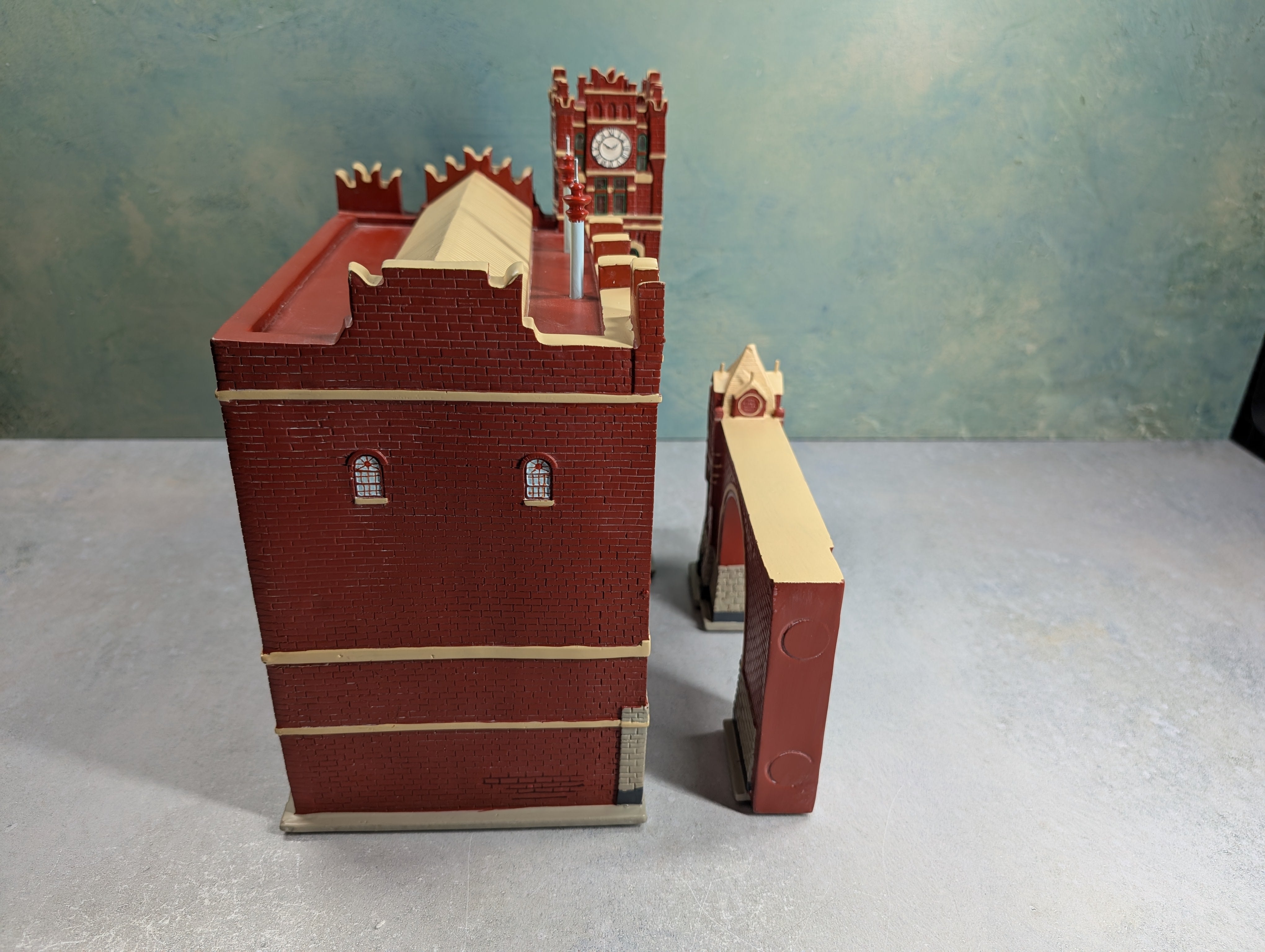 USED Hawthorne Village Budweiser Brew House Masterpiece Building