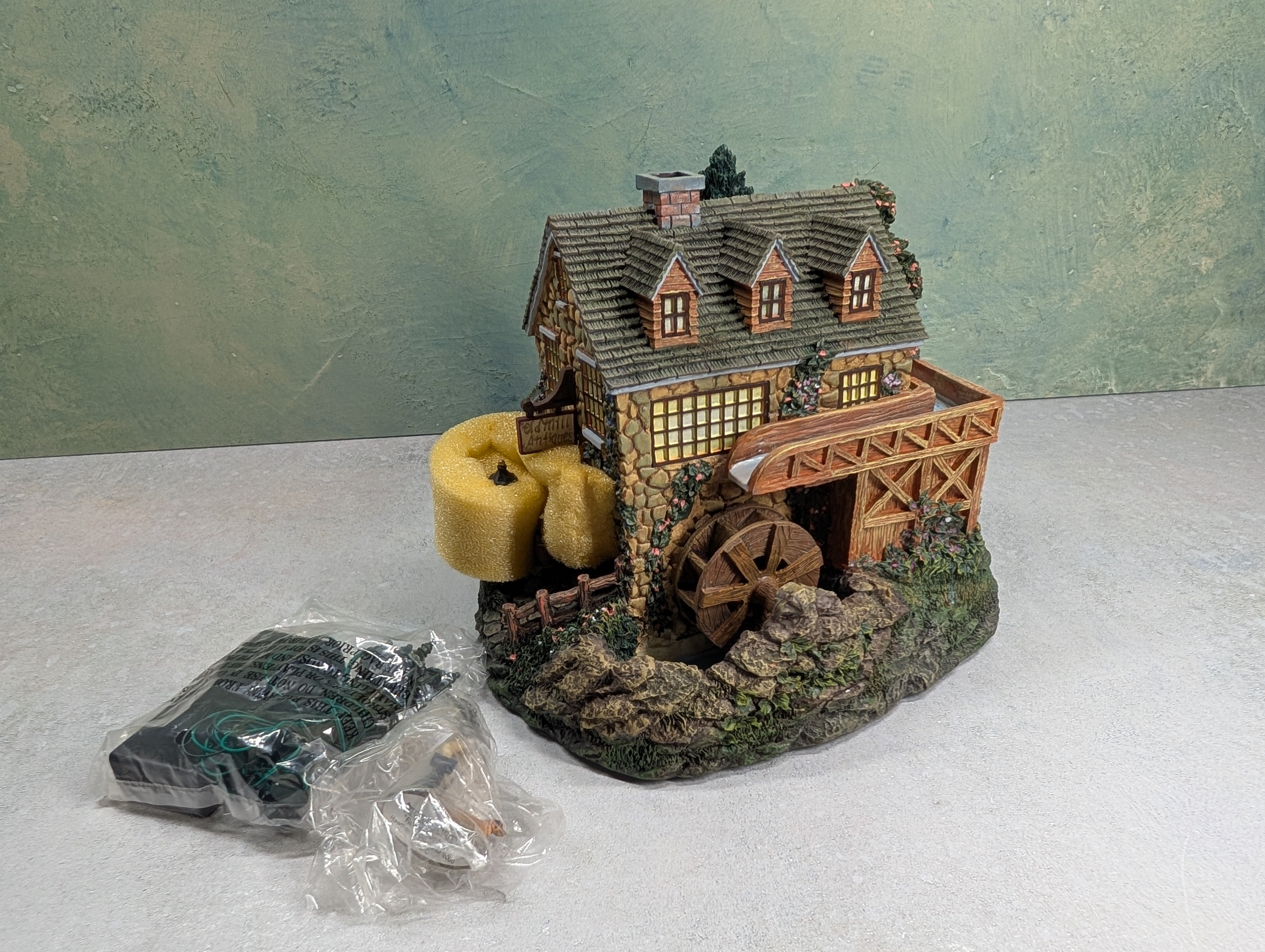 USED Hawthorne Village 79734 Stonebrook Mill Thomas Kinkade