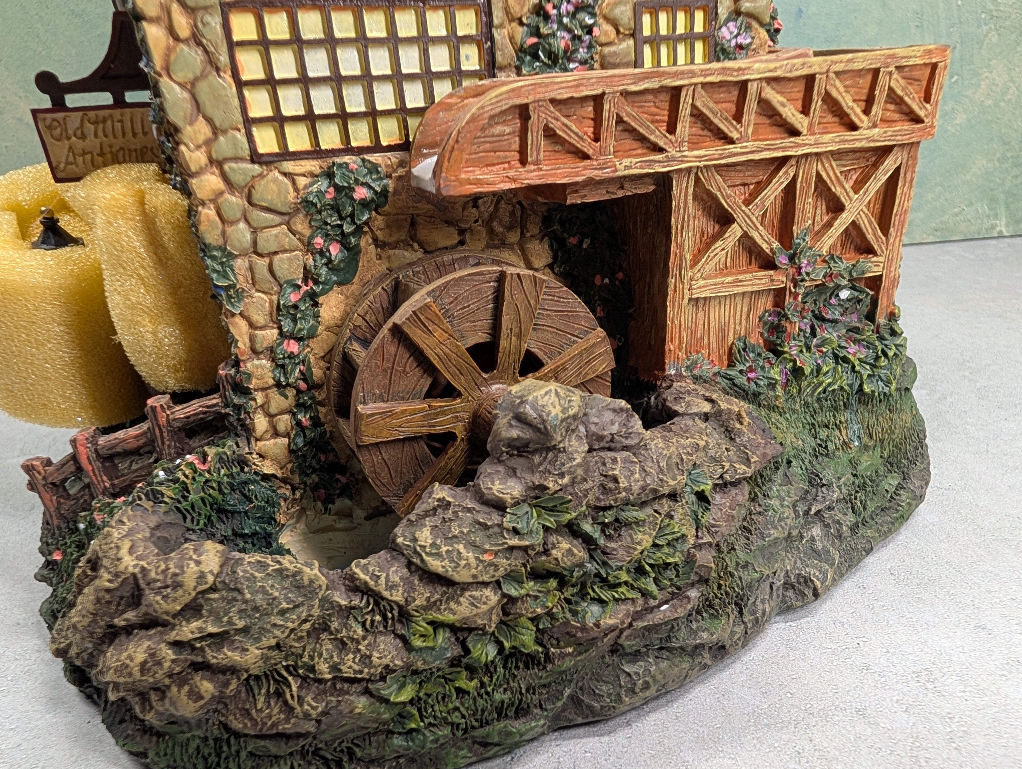 USED Hawthorne Village 79734 Stonebrook Mill Thomas Kinkade