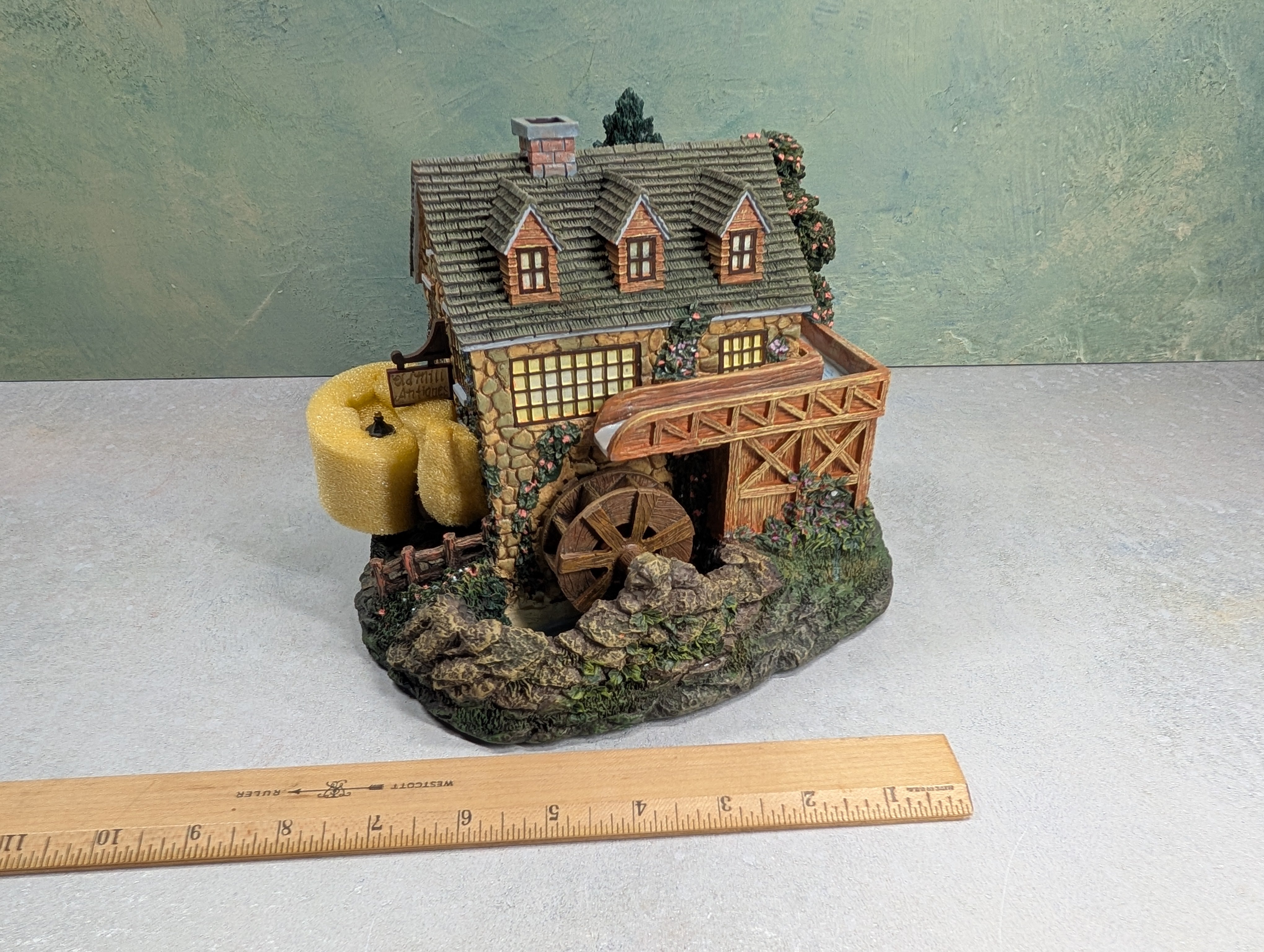 USED Hawthorne Village 79734 Stonebrook Mill Thomas Kinkade
