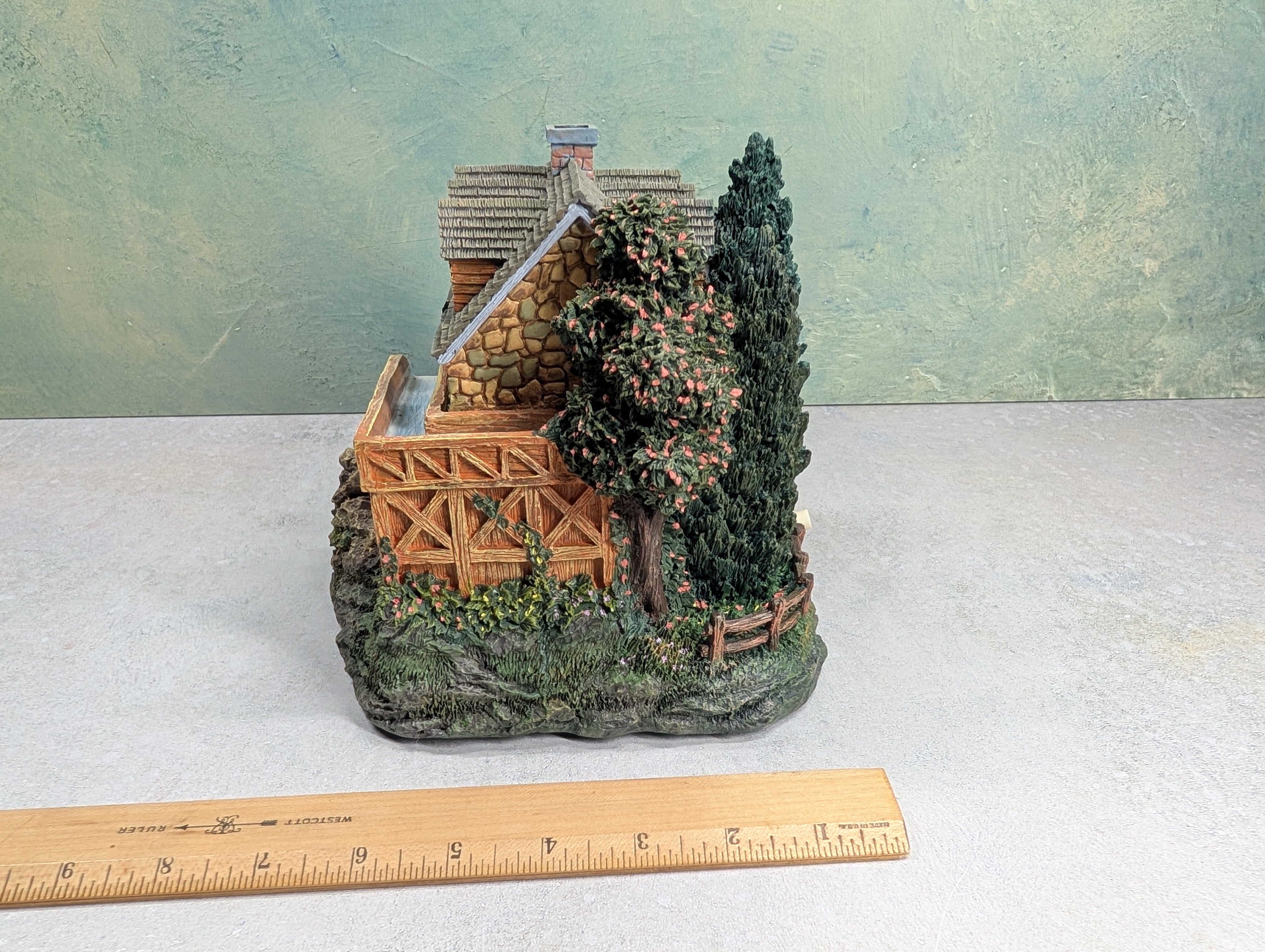USED Hawthorne Village 79734 Stonebrook Mill Thomas Kinkade