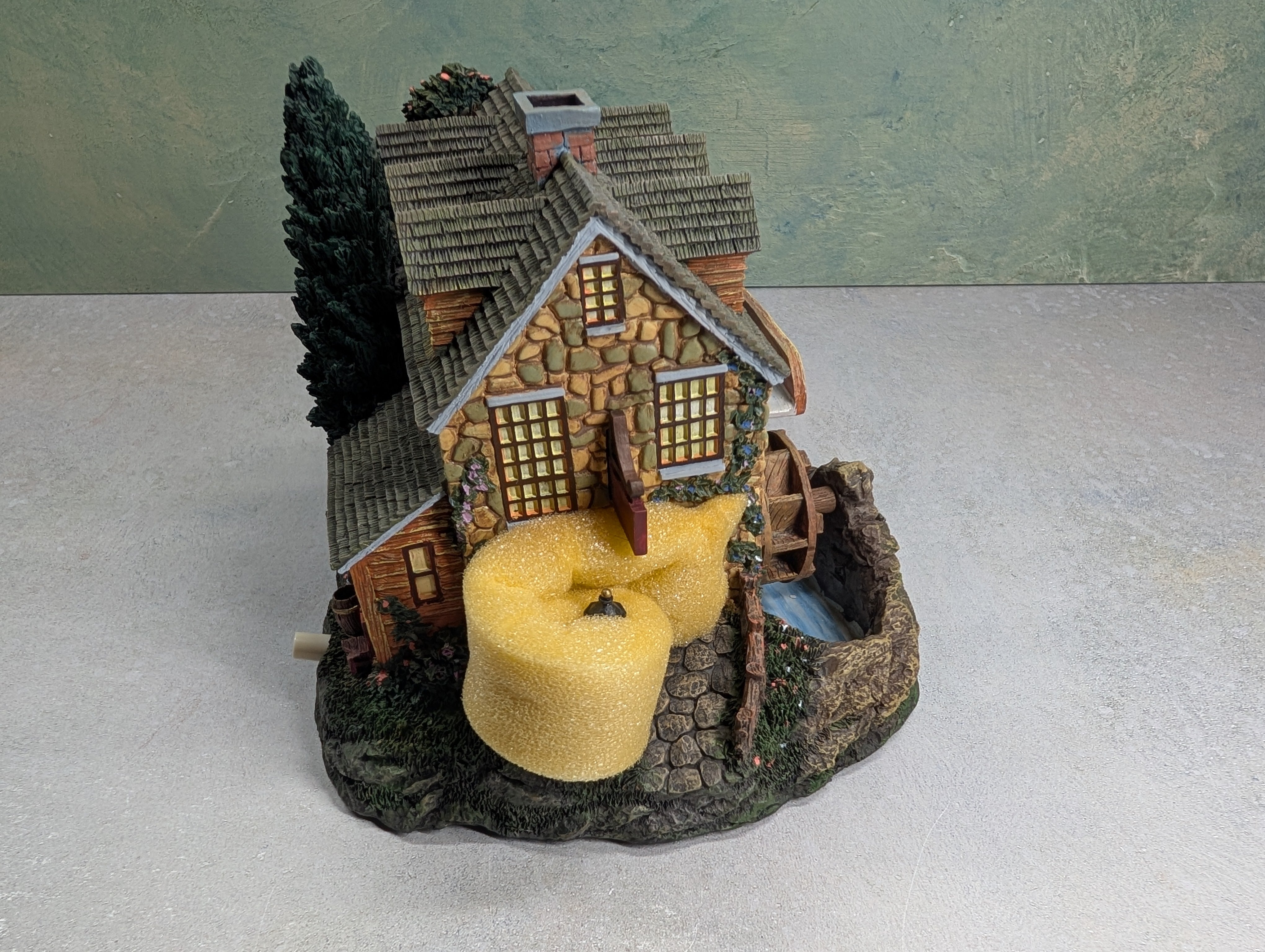 USED Hawthorne Village 79734 Stonebrook Mill Thomas Kinkade